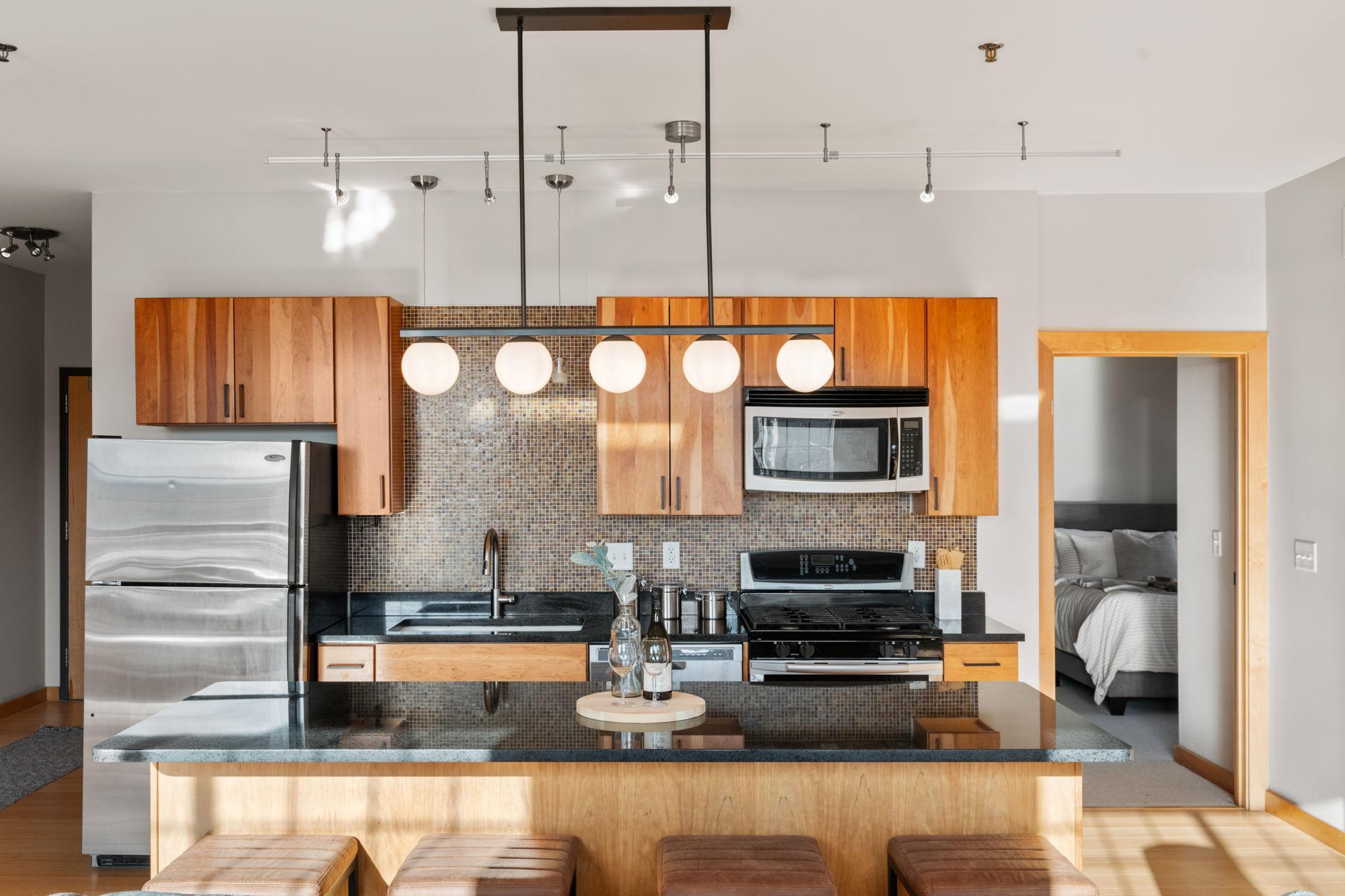 521 2nd Street SE Unit: 416