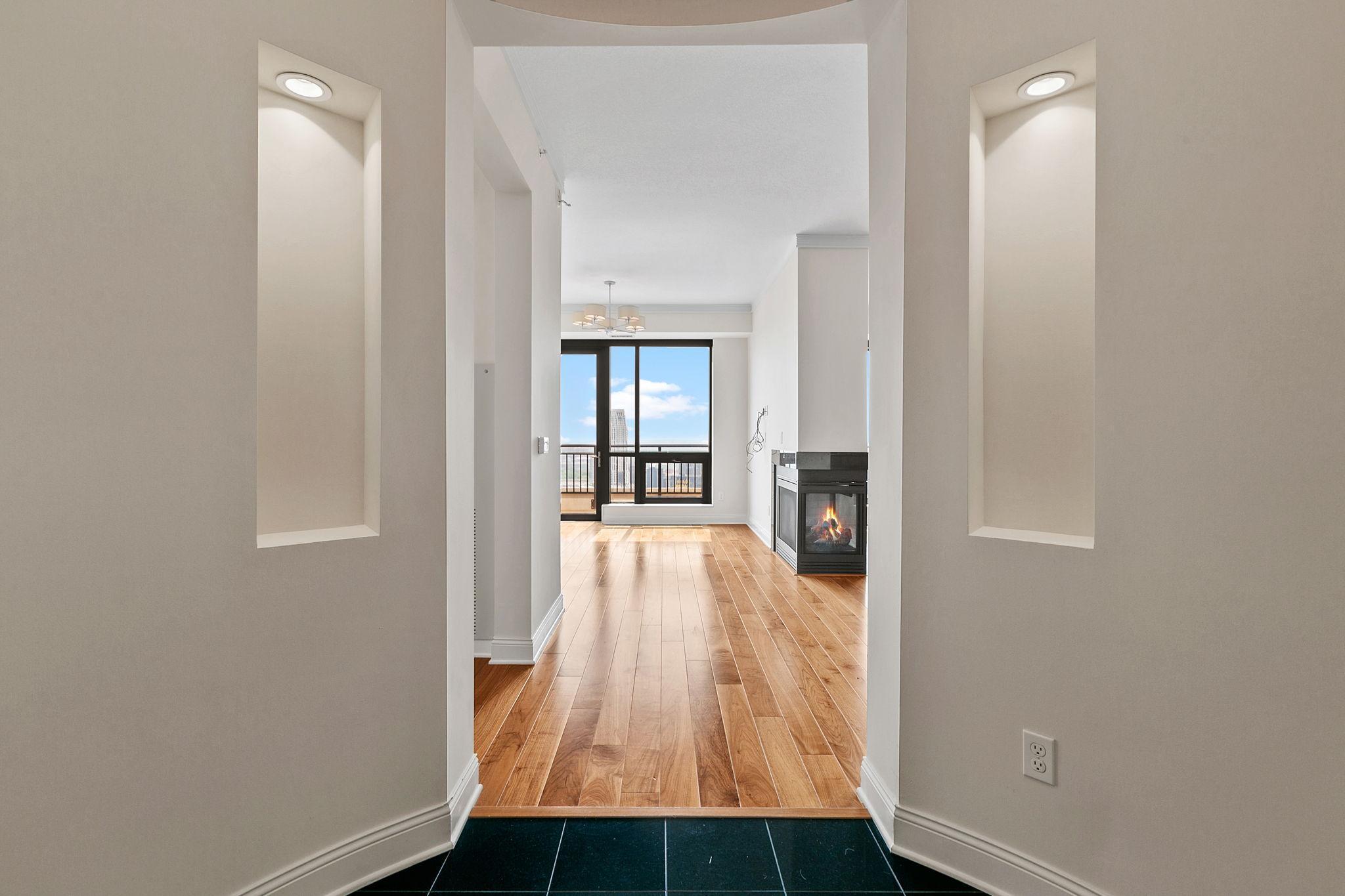 100 3rd Avenue S Unit: 3401