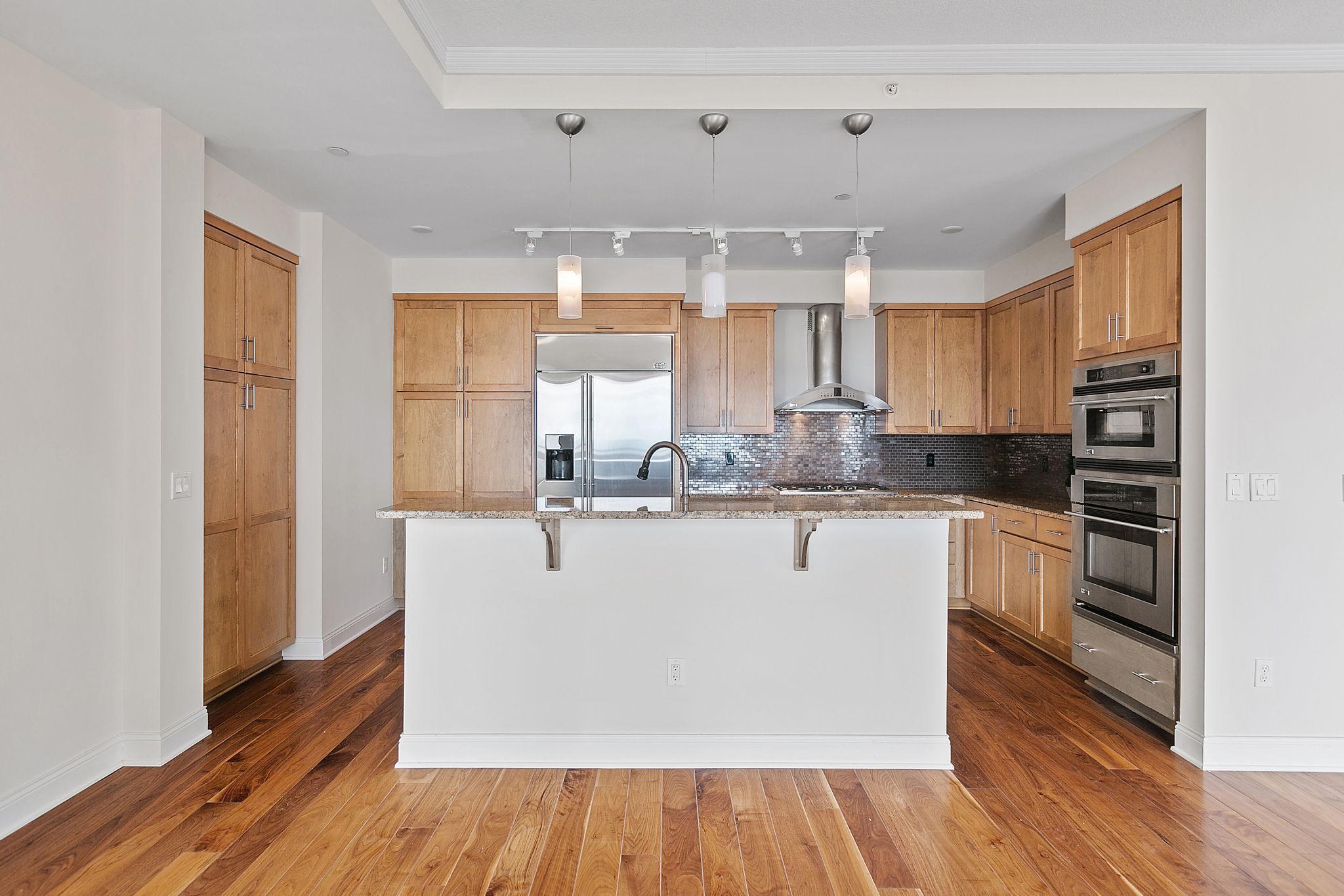 100 3rd Avenue S Unit: 3401