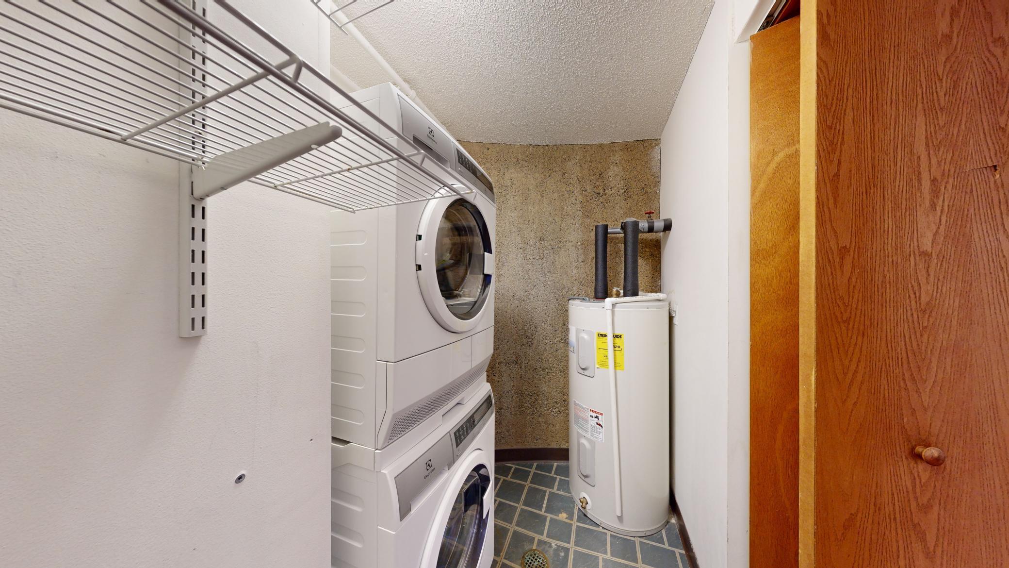 3141 Dean Court Unit: 502