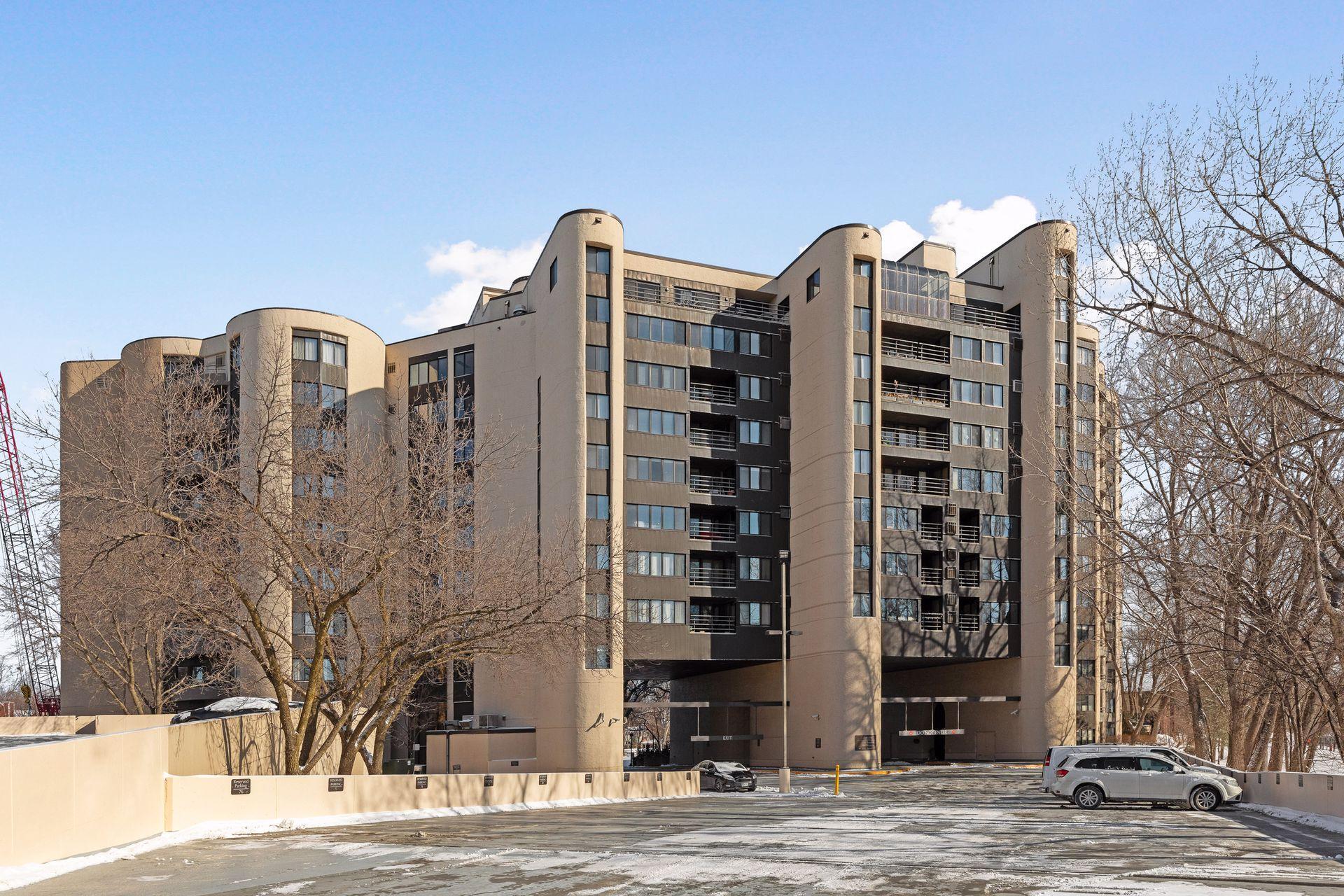 3141 Dean Court Unit: 502