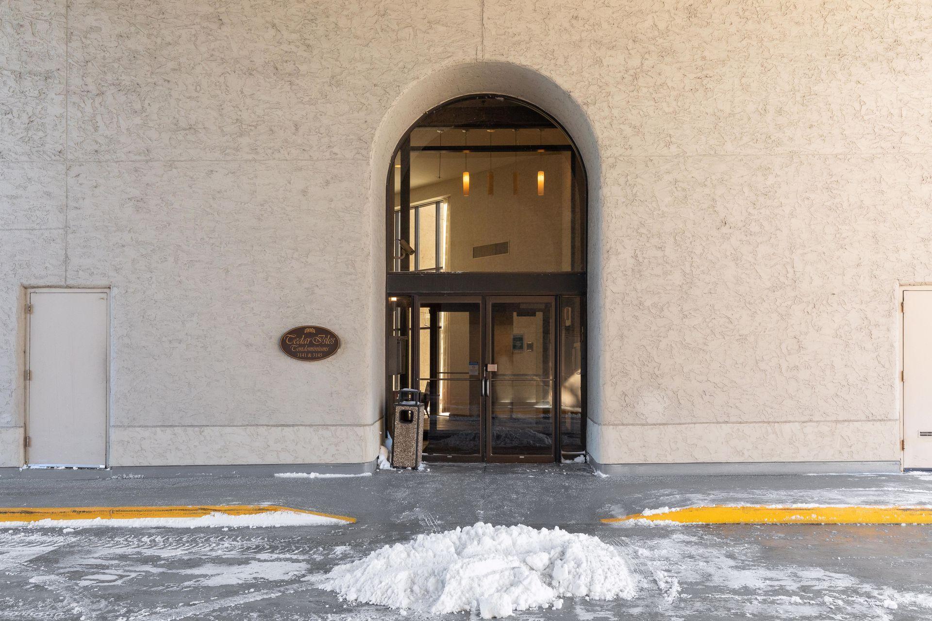 3141 Dean Court Unit: 502