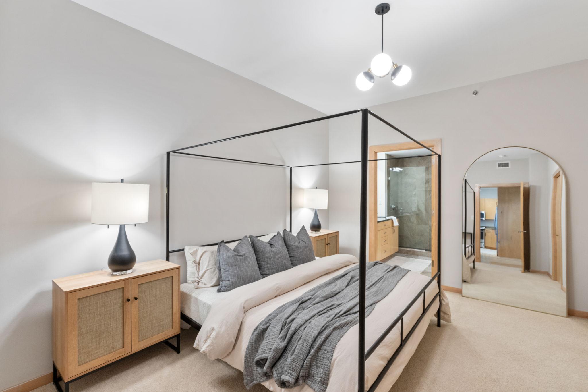 1120 S 2nd Street Unit: 306