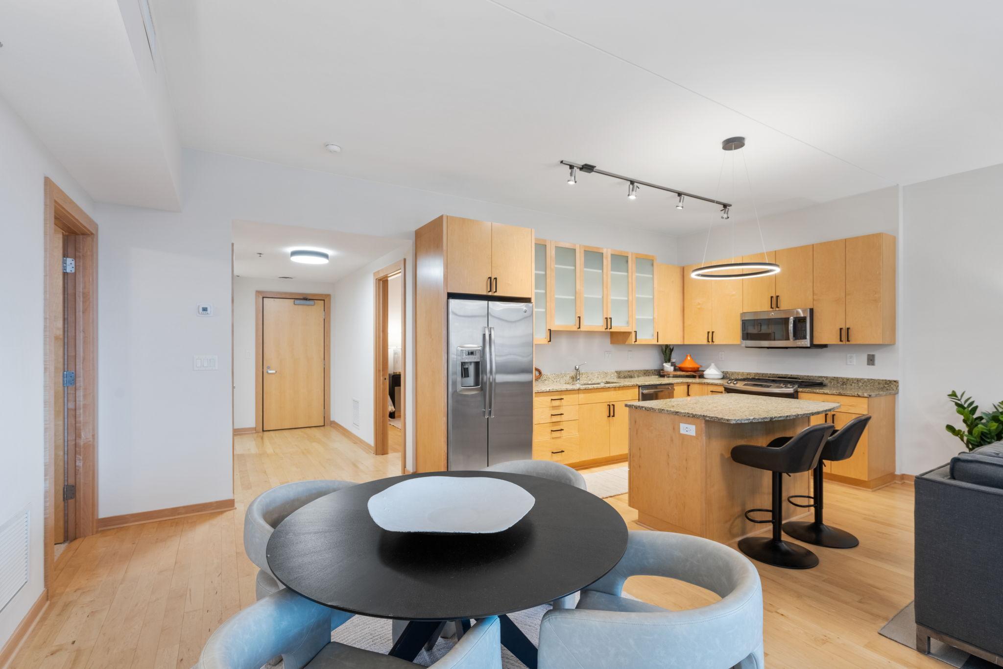 1120 S 2nd Street Unit: 306