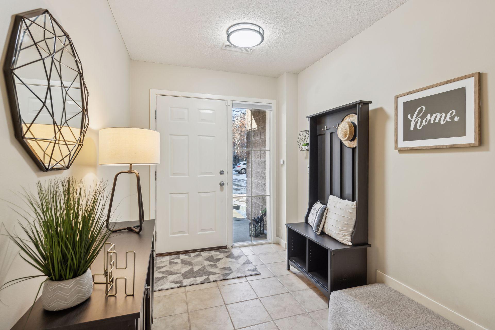 221 1st Avenue NE Unit: 36