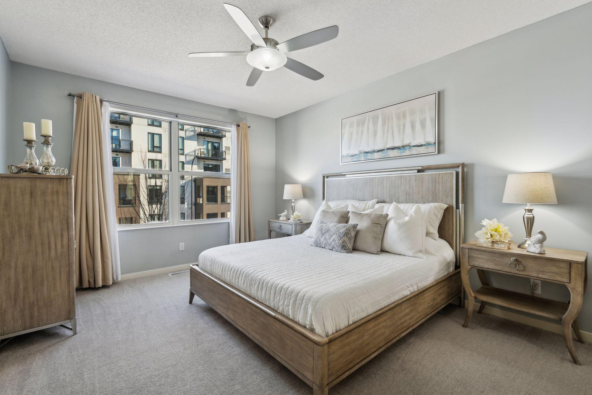 221 1st Avenue NE Unit: 36