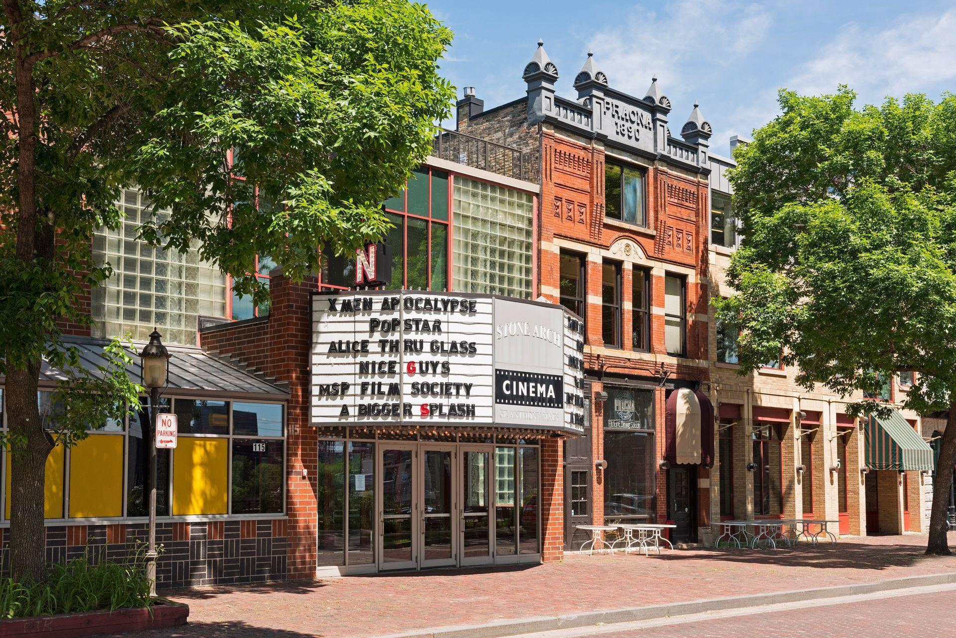 221 1st Avenue NE Unit: 36