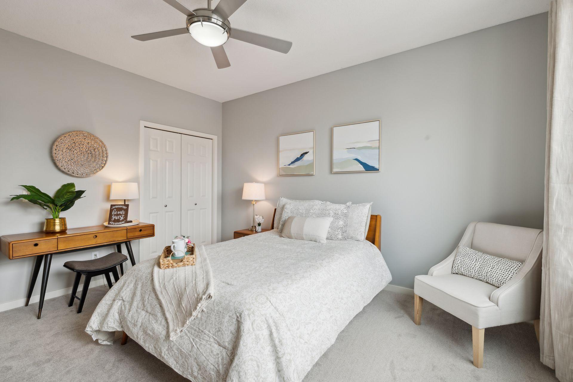 221 1st Avenue NE Unit: 36