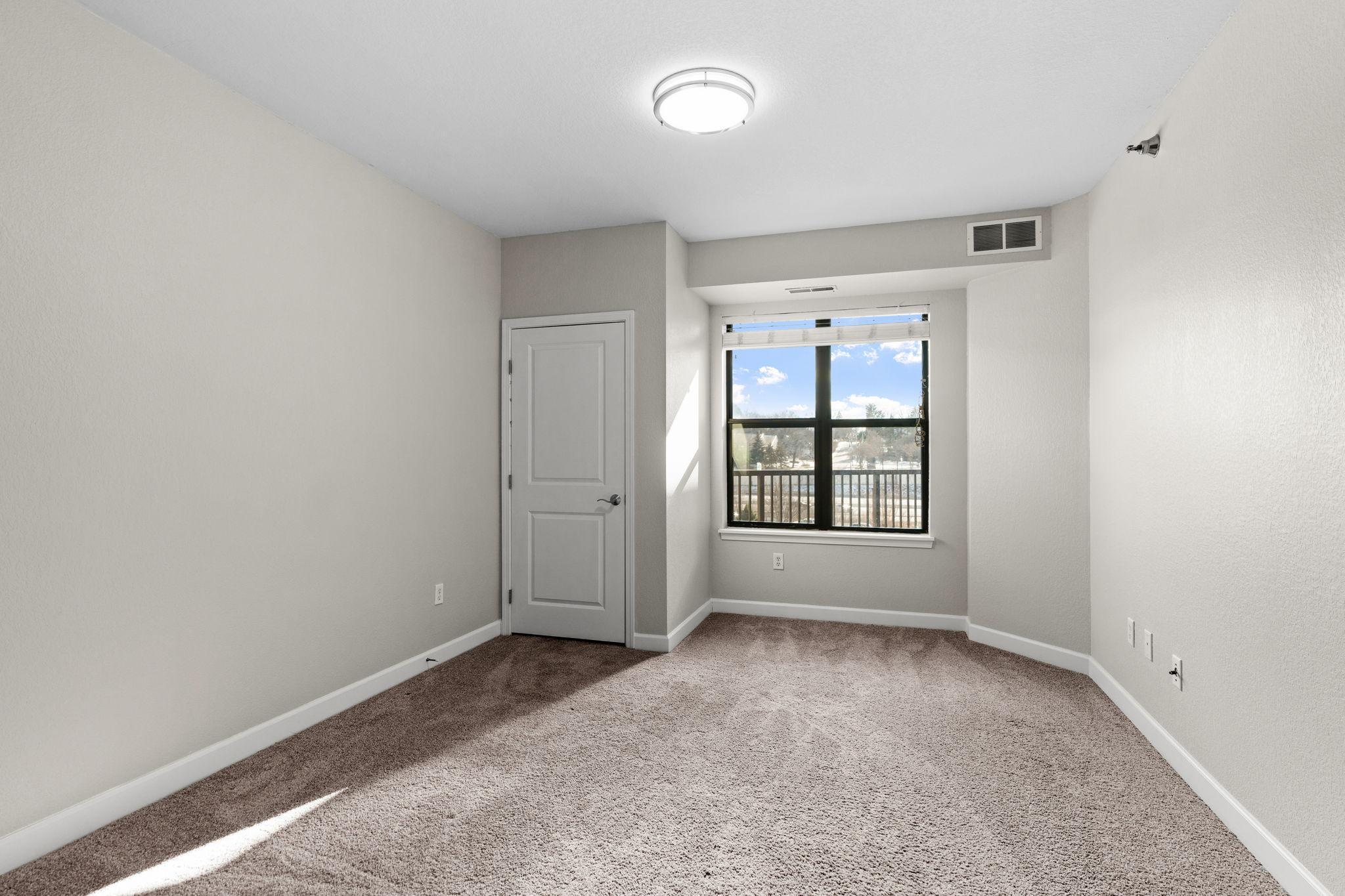 1155 Ford Road Unit: 404