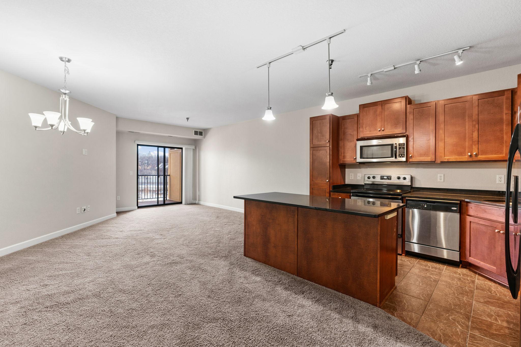 1155 Ford Road Unit: 404