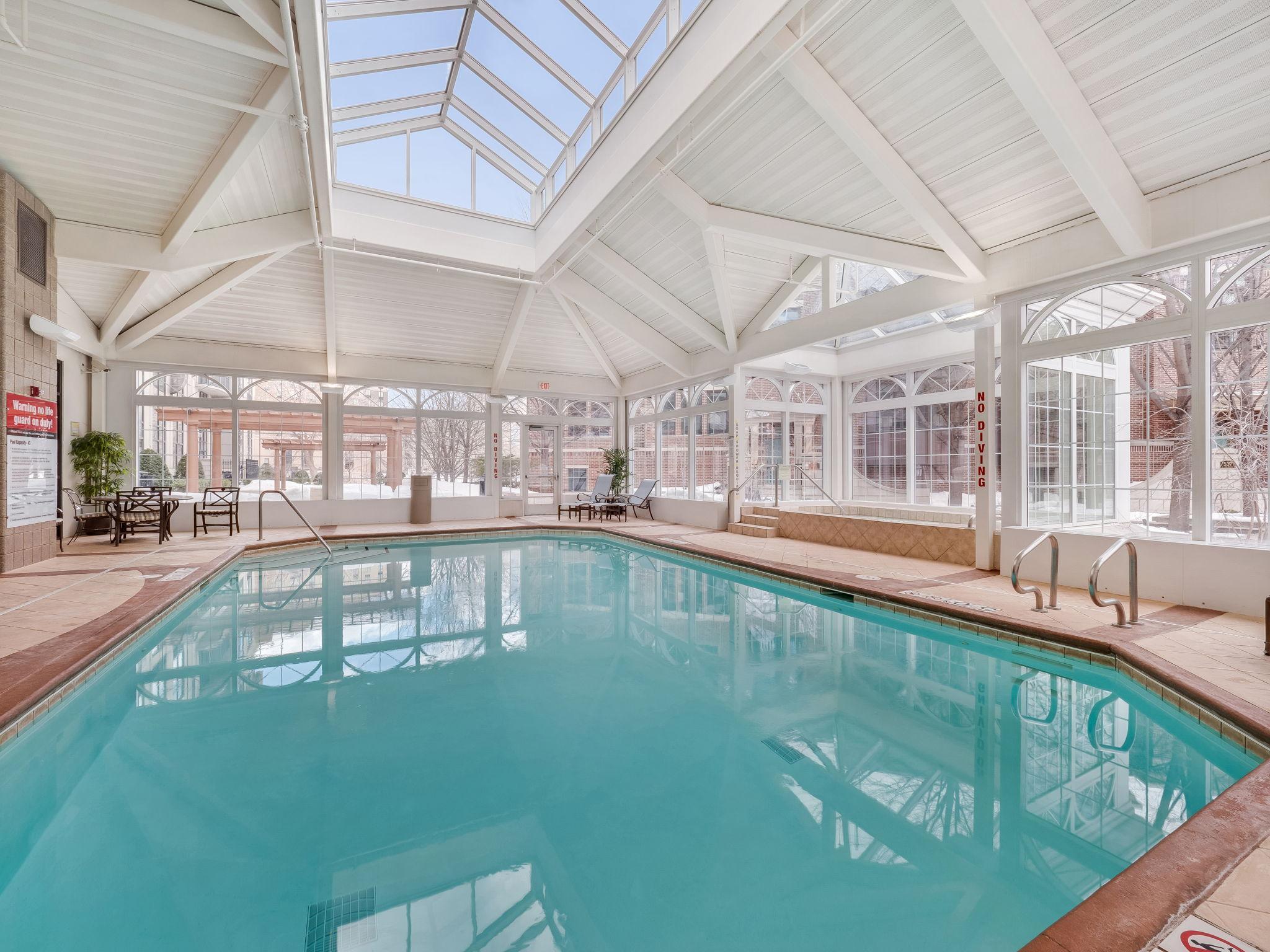 500 E Grant Street Unit: 1702