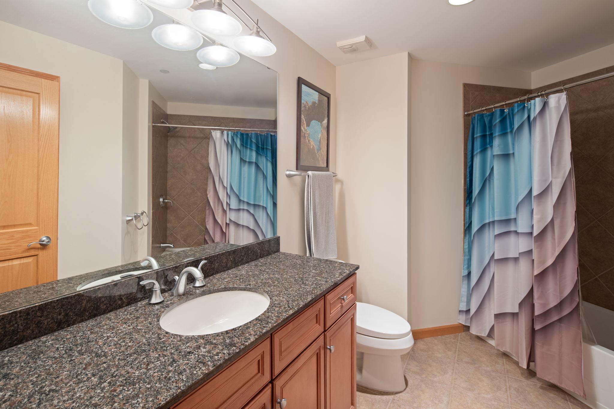 500 E Grant Street Unit: 1702