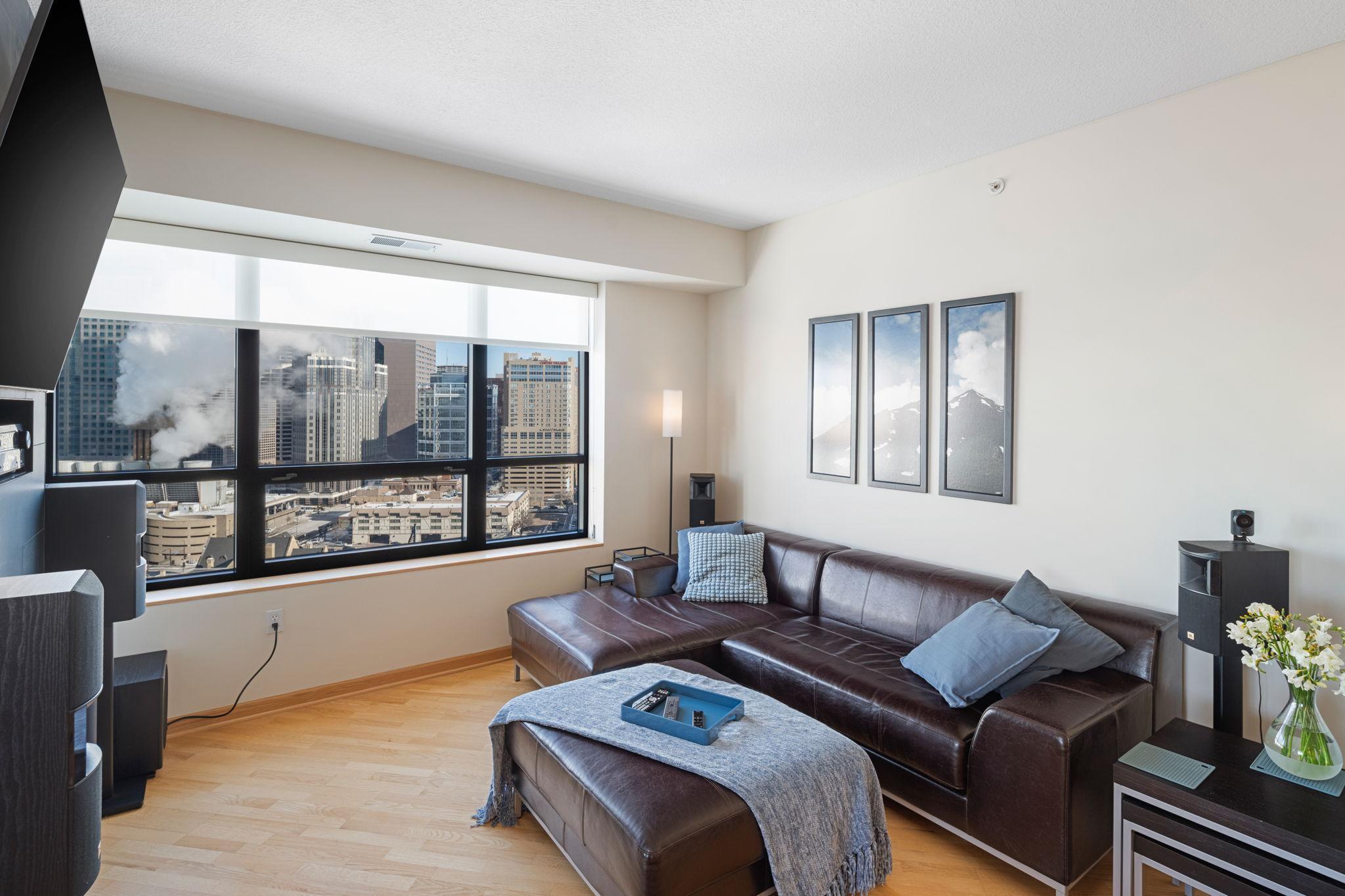 500 E Grant Street Unit: 1702