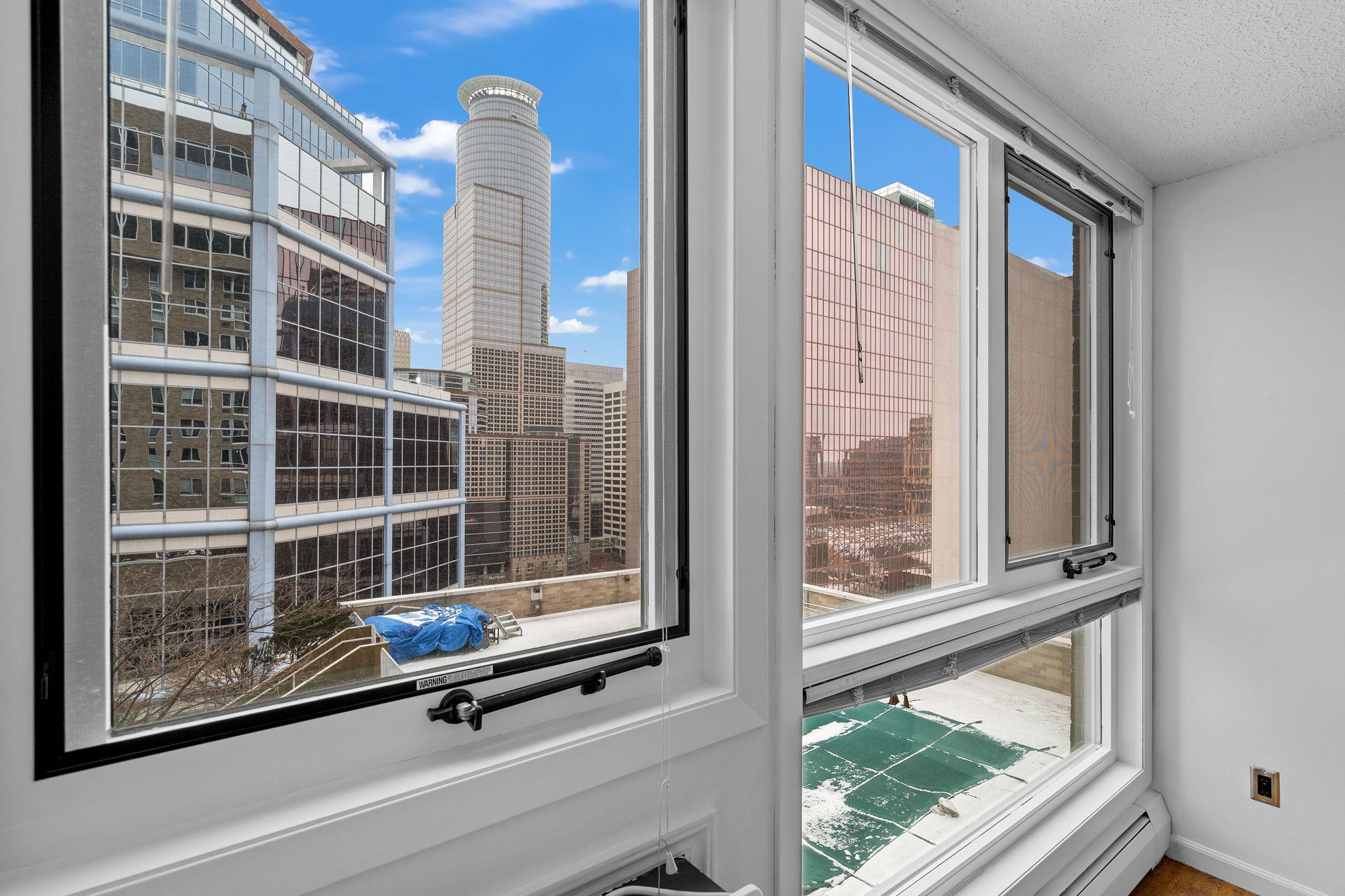 433 S 7th Street Unit: 1703