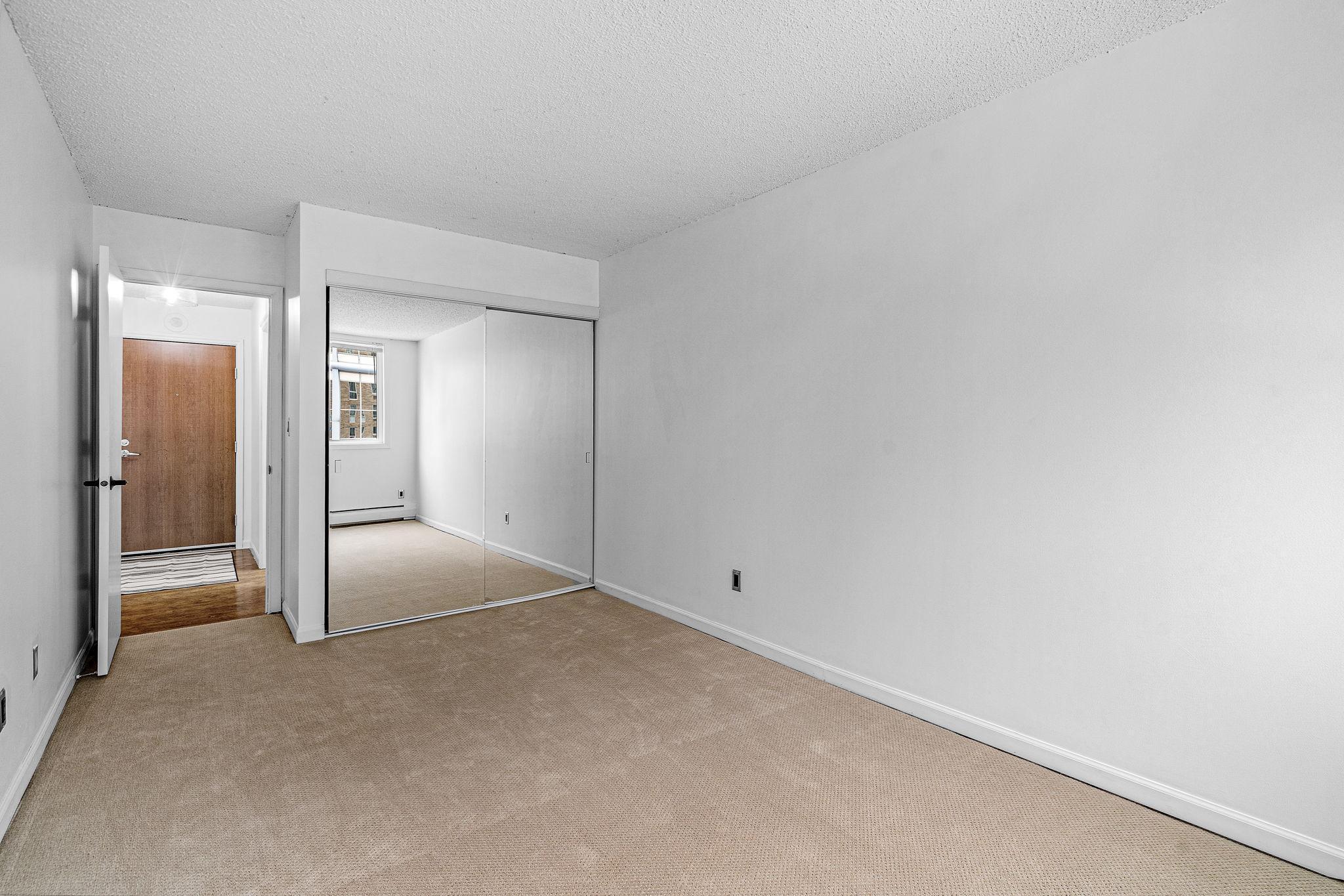 433 S 7th Street Unit: 1703