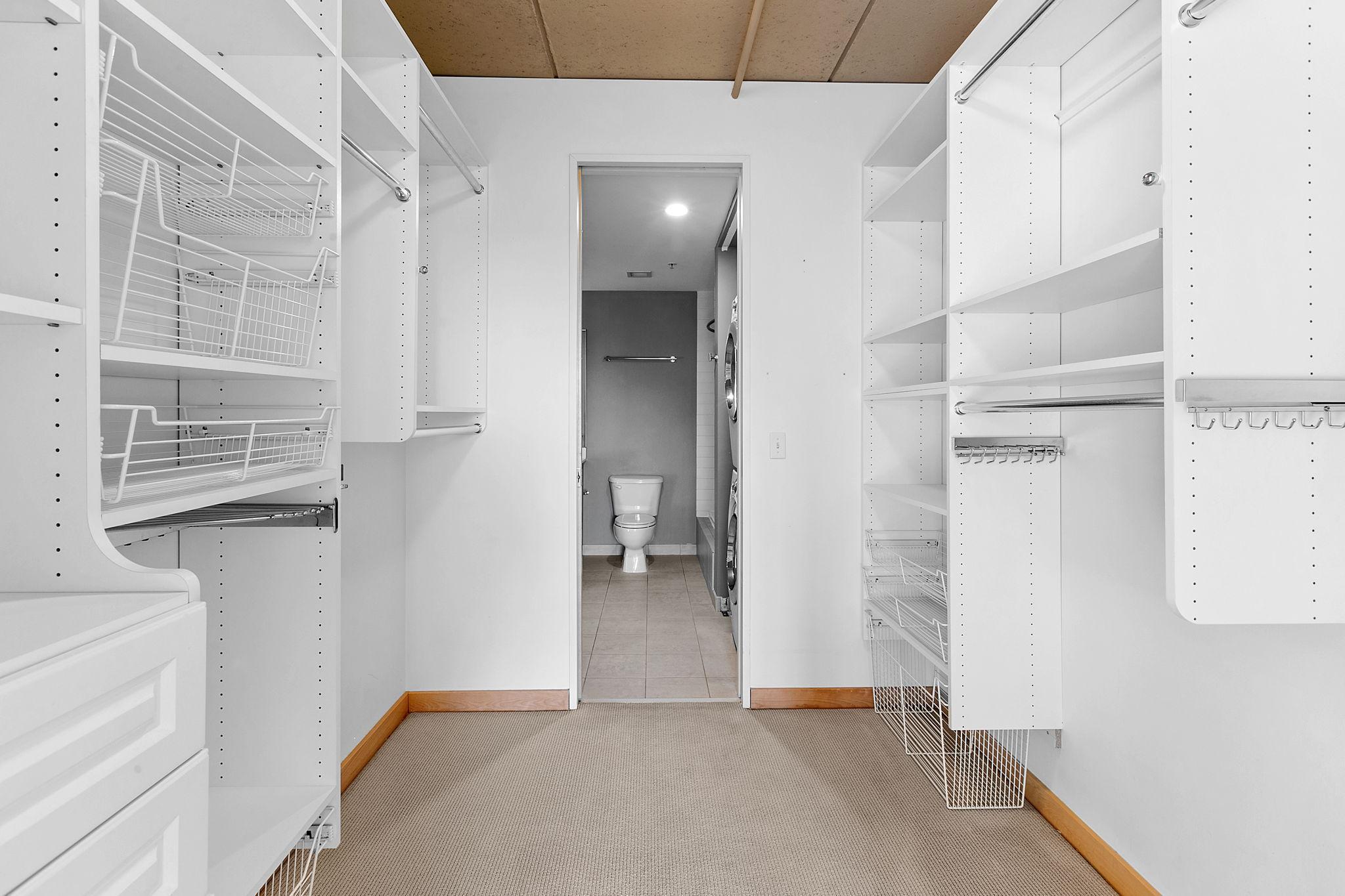 45 University Avenue SE Unit: 512