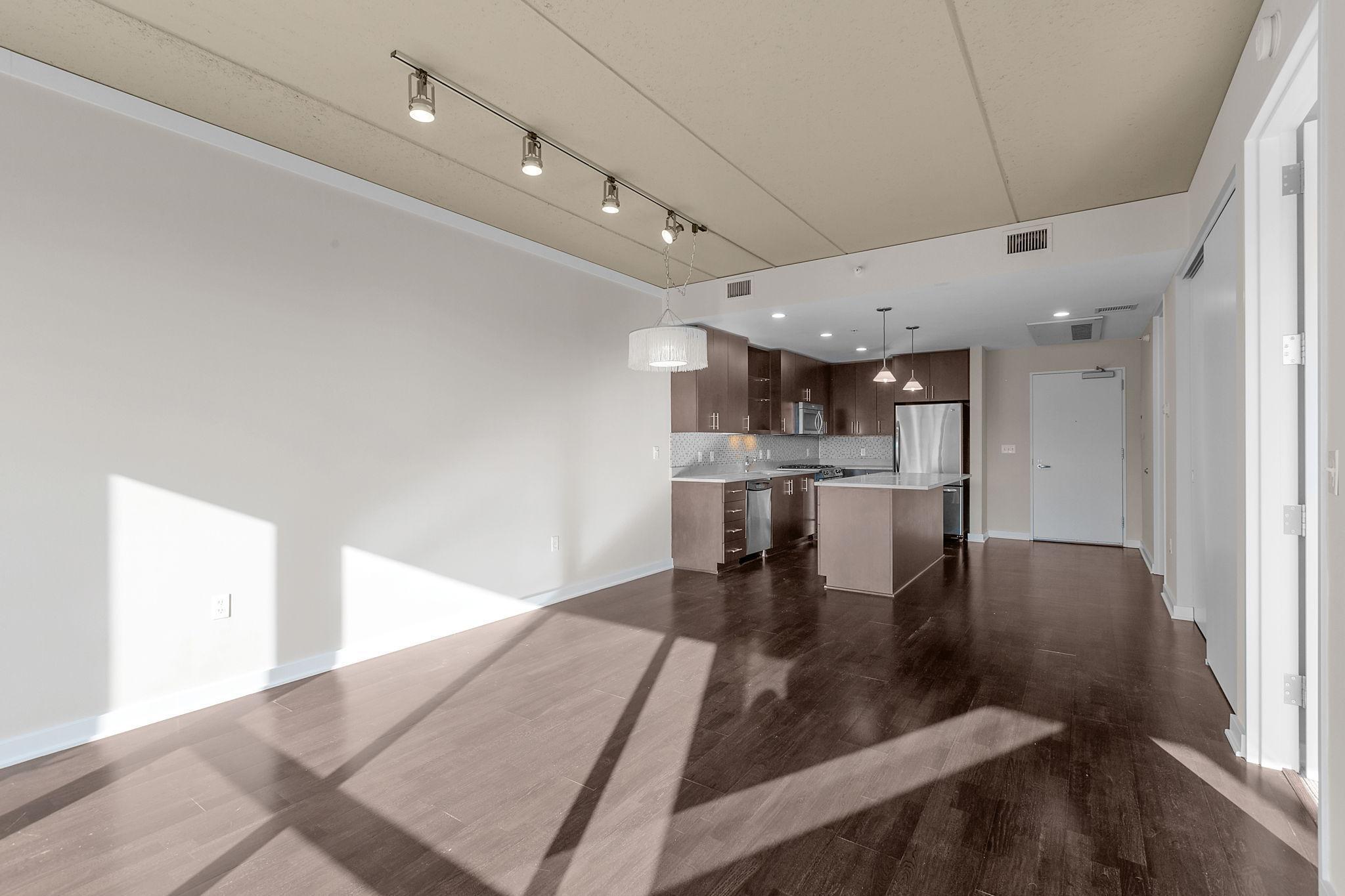 45 University Avenue SE Unit: 512