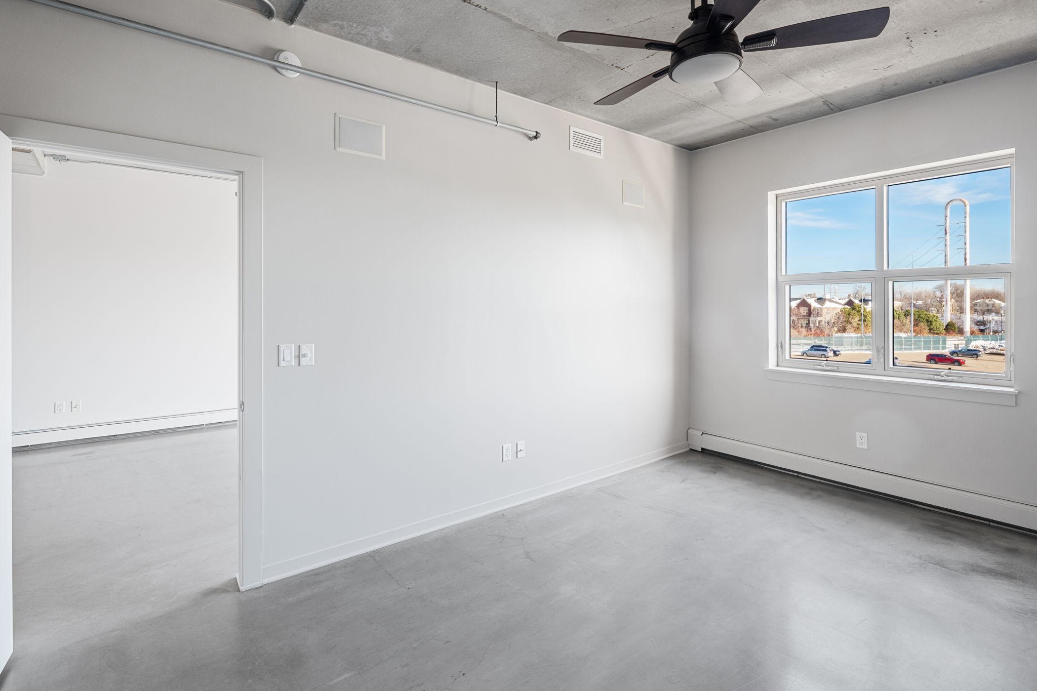 212 N 1st Street Unit: 207