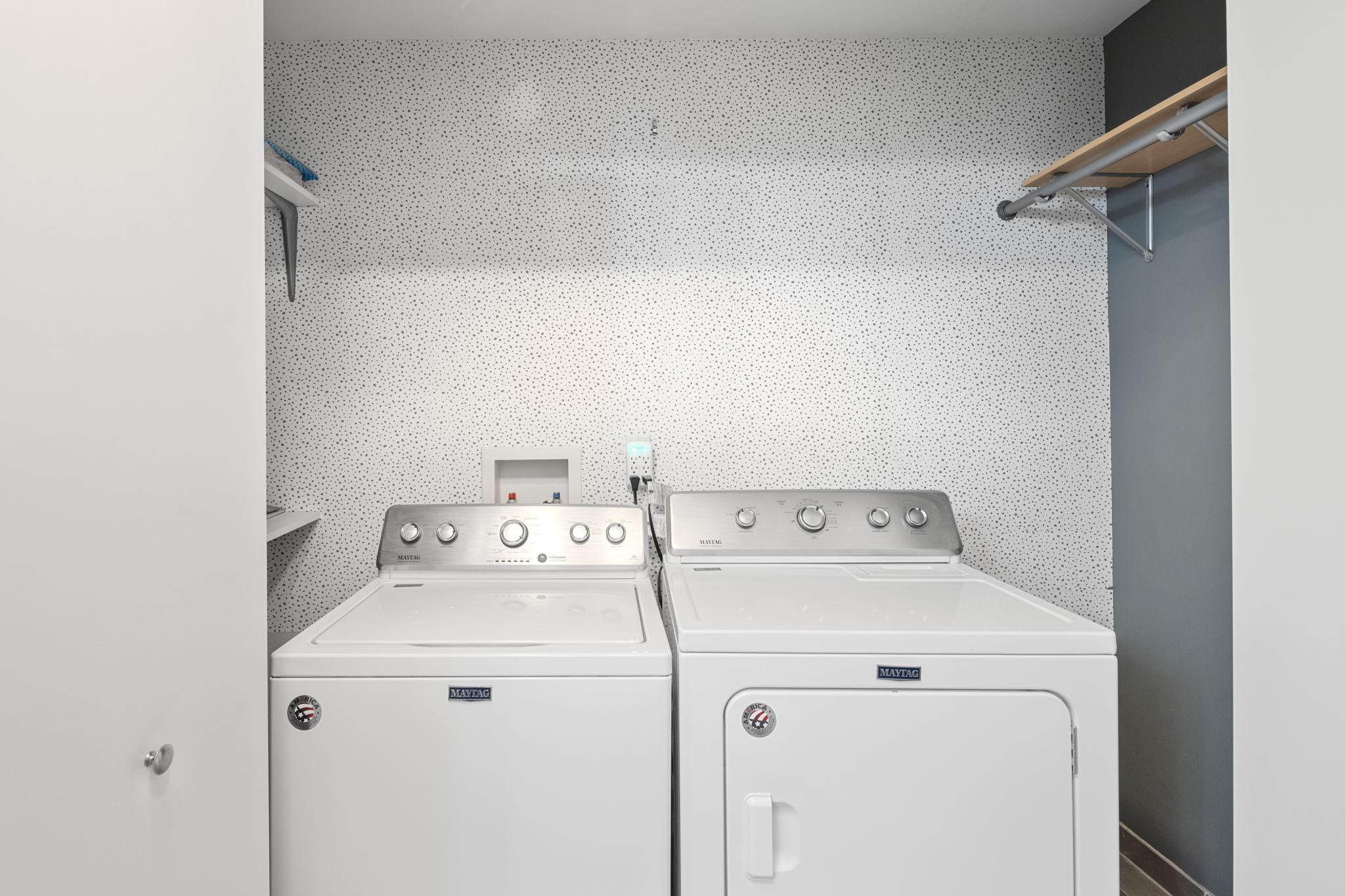 212 N 1st Street Unit: 207