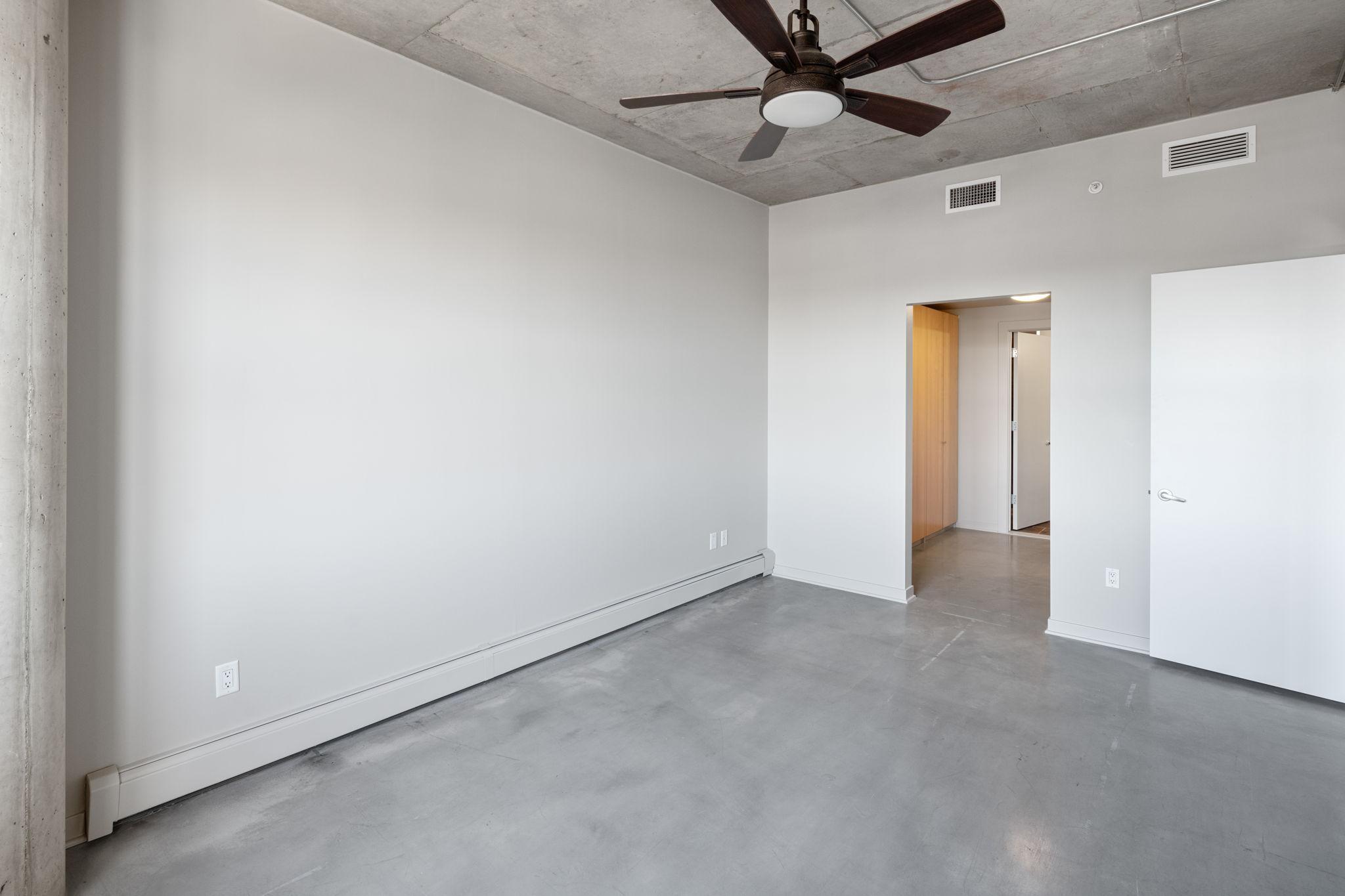 212 N 1st Street Unit: 207