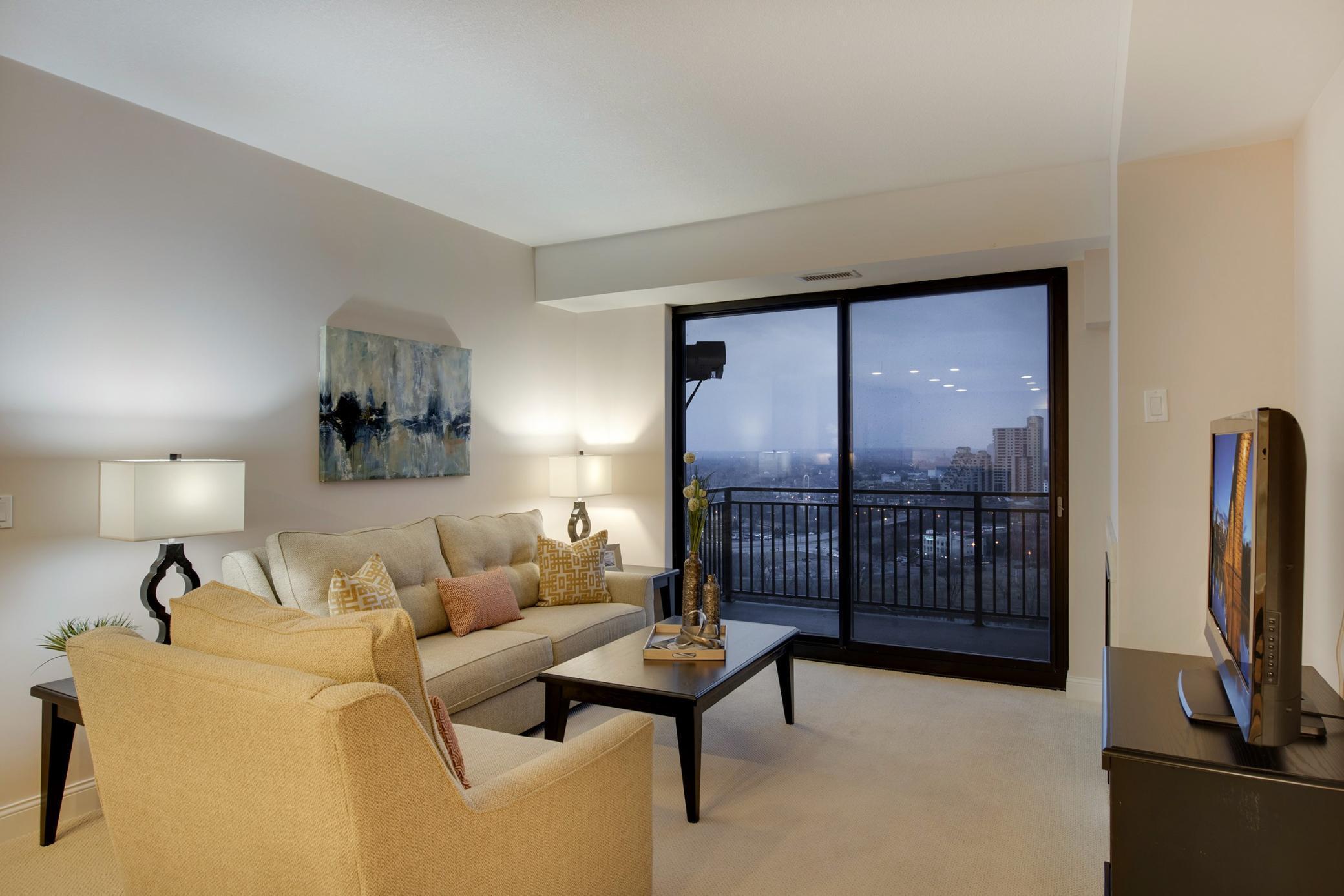 100 3rd Avenue S Unit: 1802
