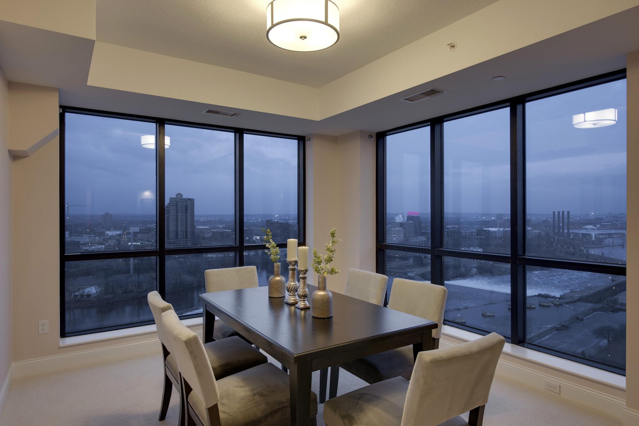 100 3rd Avenue S Unit: 1802