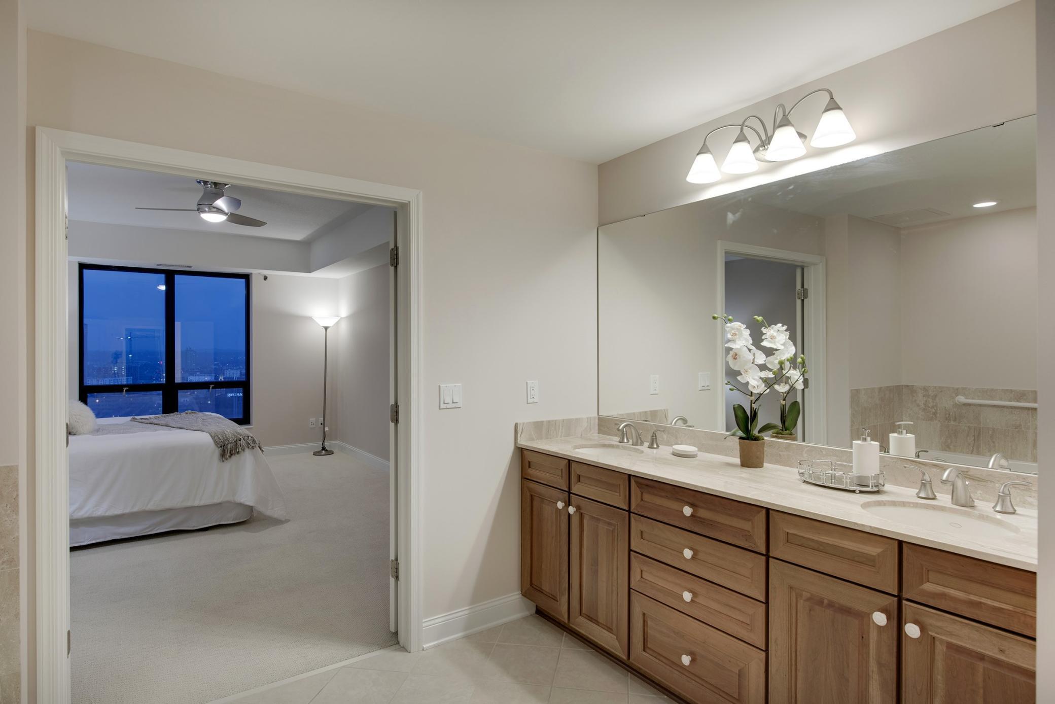 100 3rd Avenue S Unit: 1802