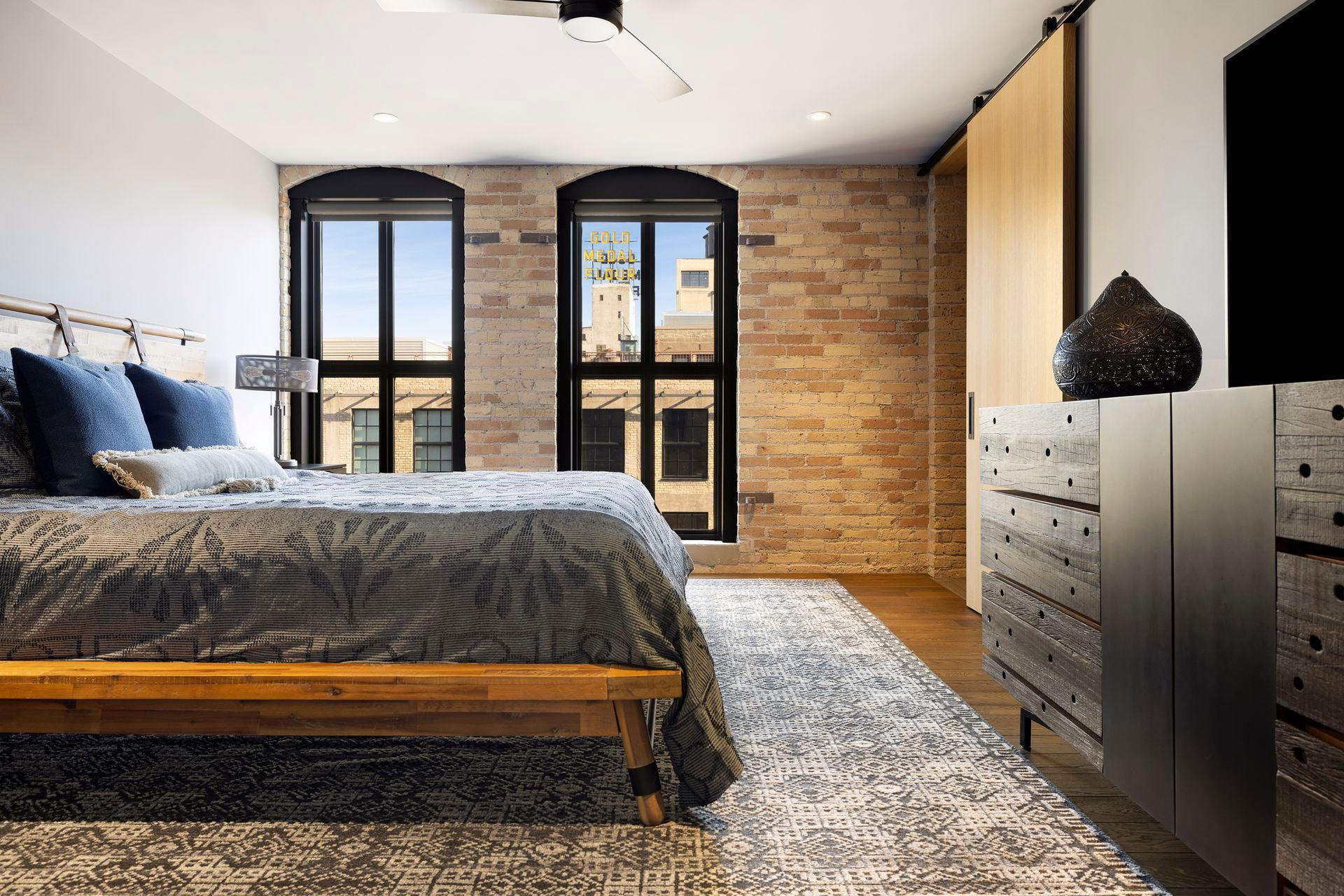 150 Portland Avenue Unit: 701