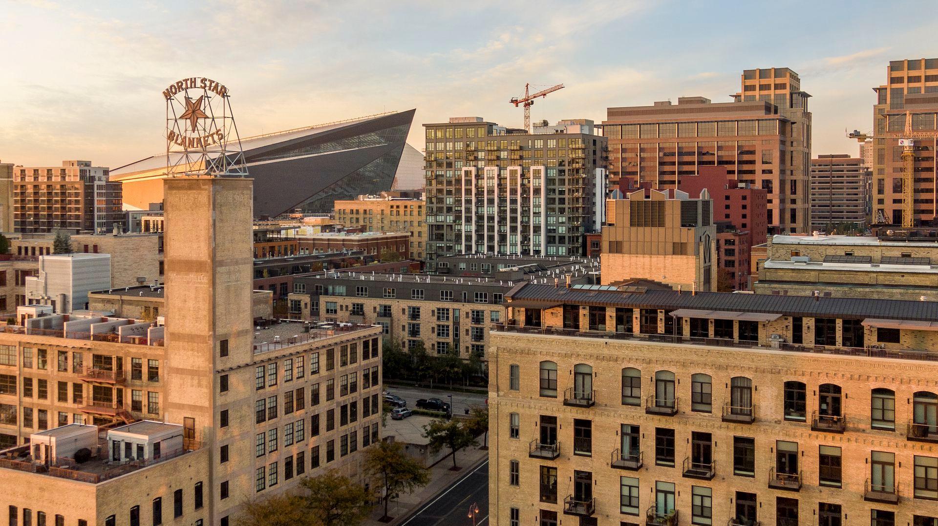 150 Portland Avenue Unit: 701