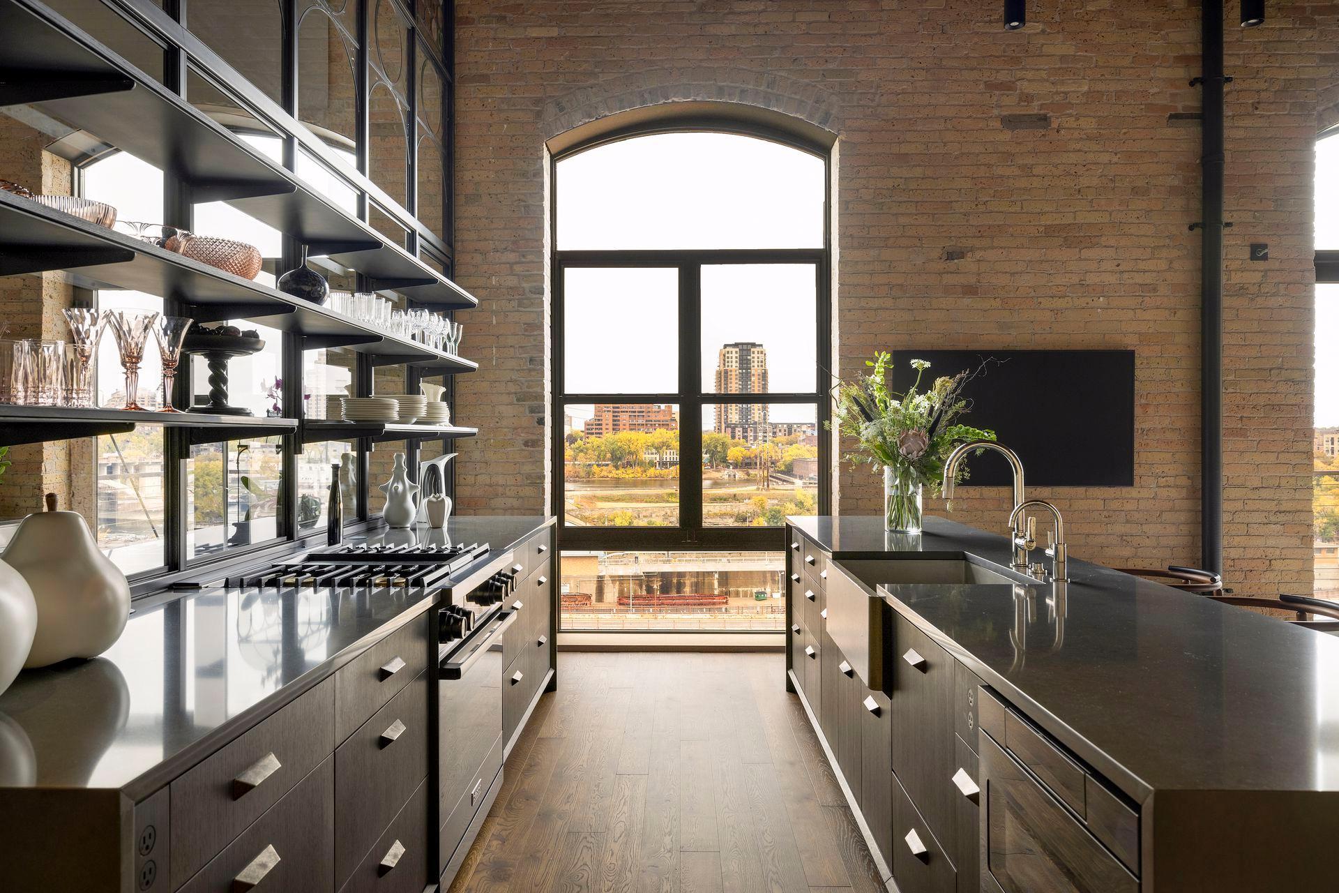 150 Portland Avenue Unit: 701