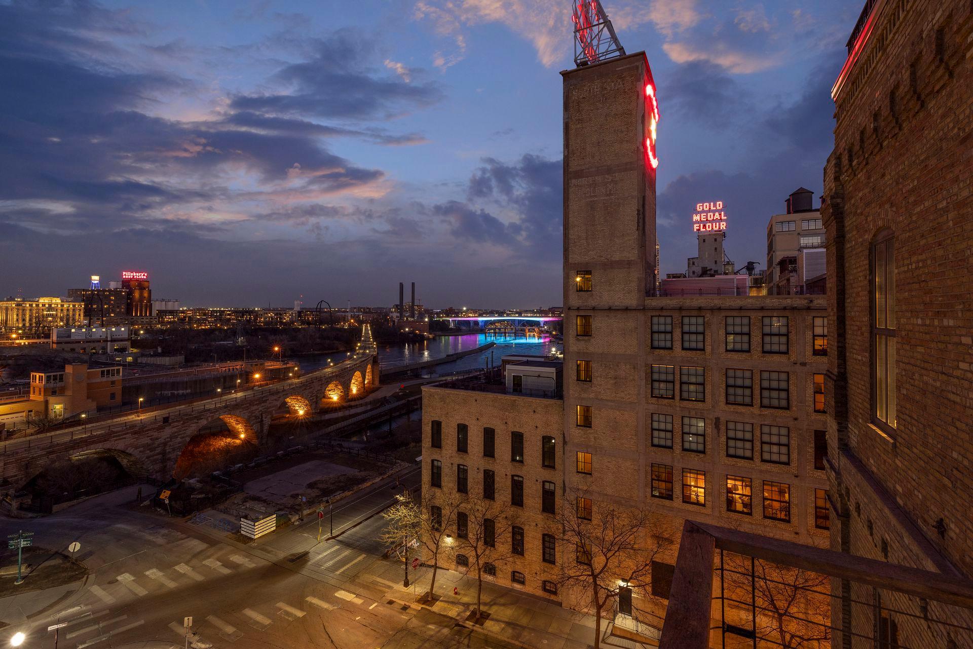 150 Portland Avenue Unit: 701