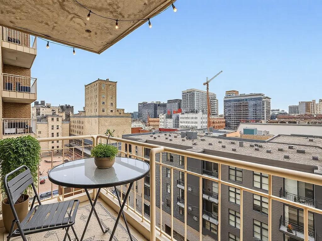 401 S 1st Street Unit: 708