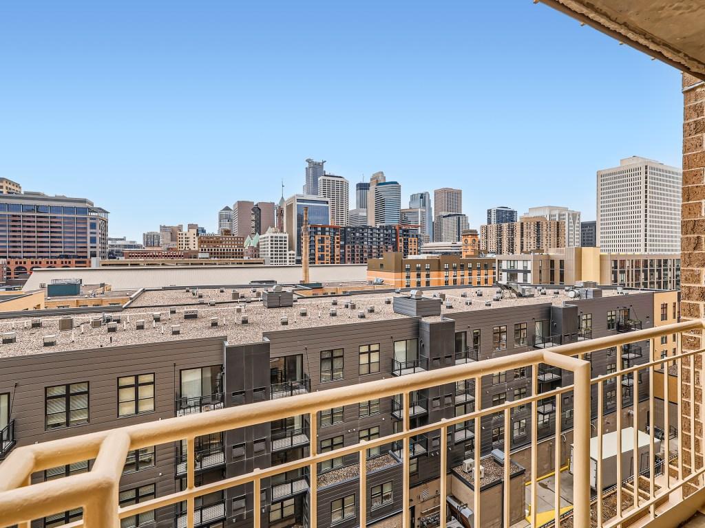 401 S 1st Street Unit: 708