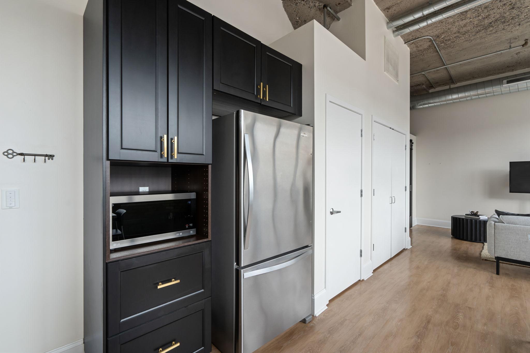 521 S 7th Street Unit: 320