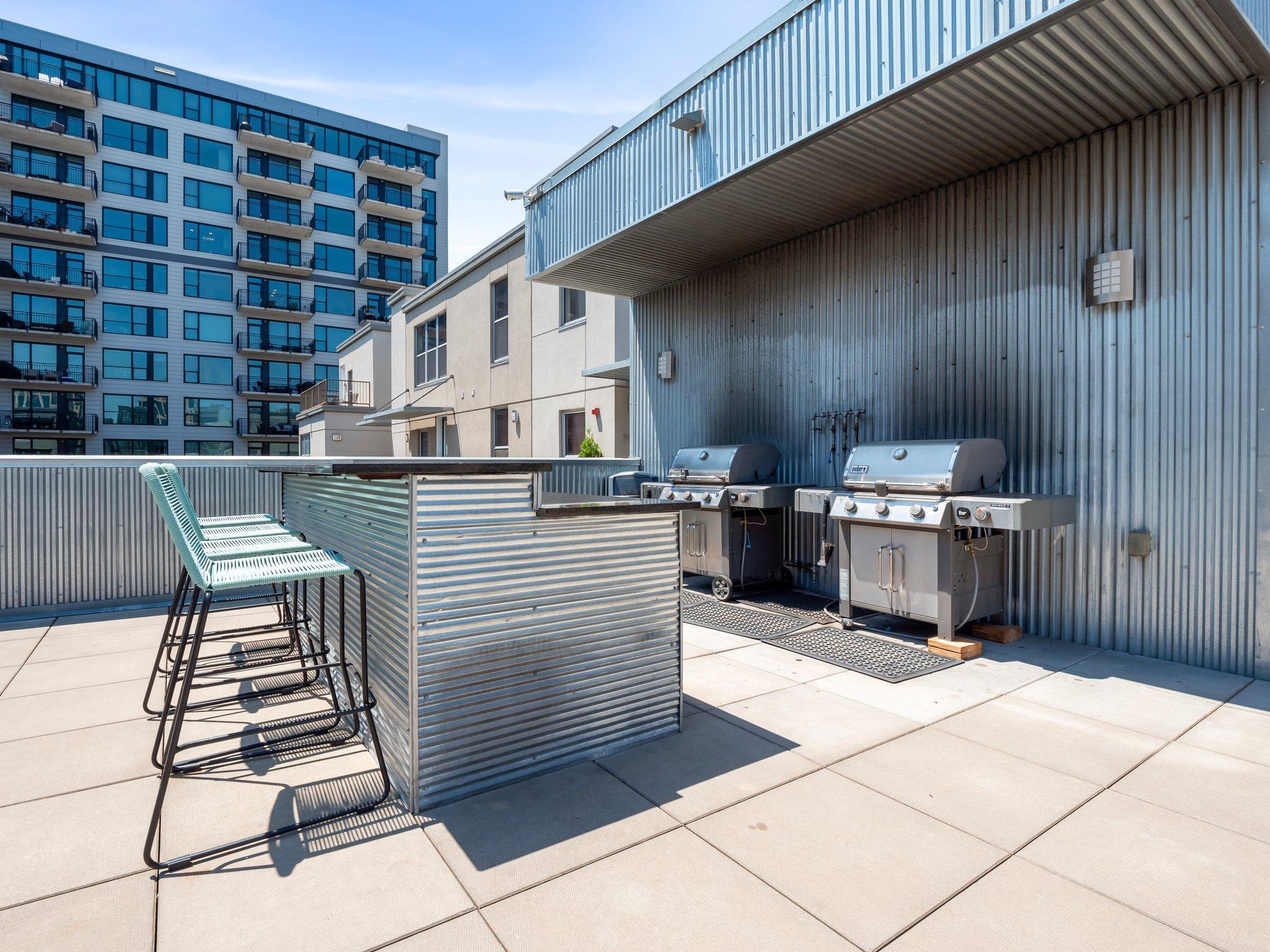 521 S 7th Street Unit: 320
