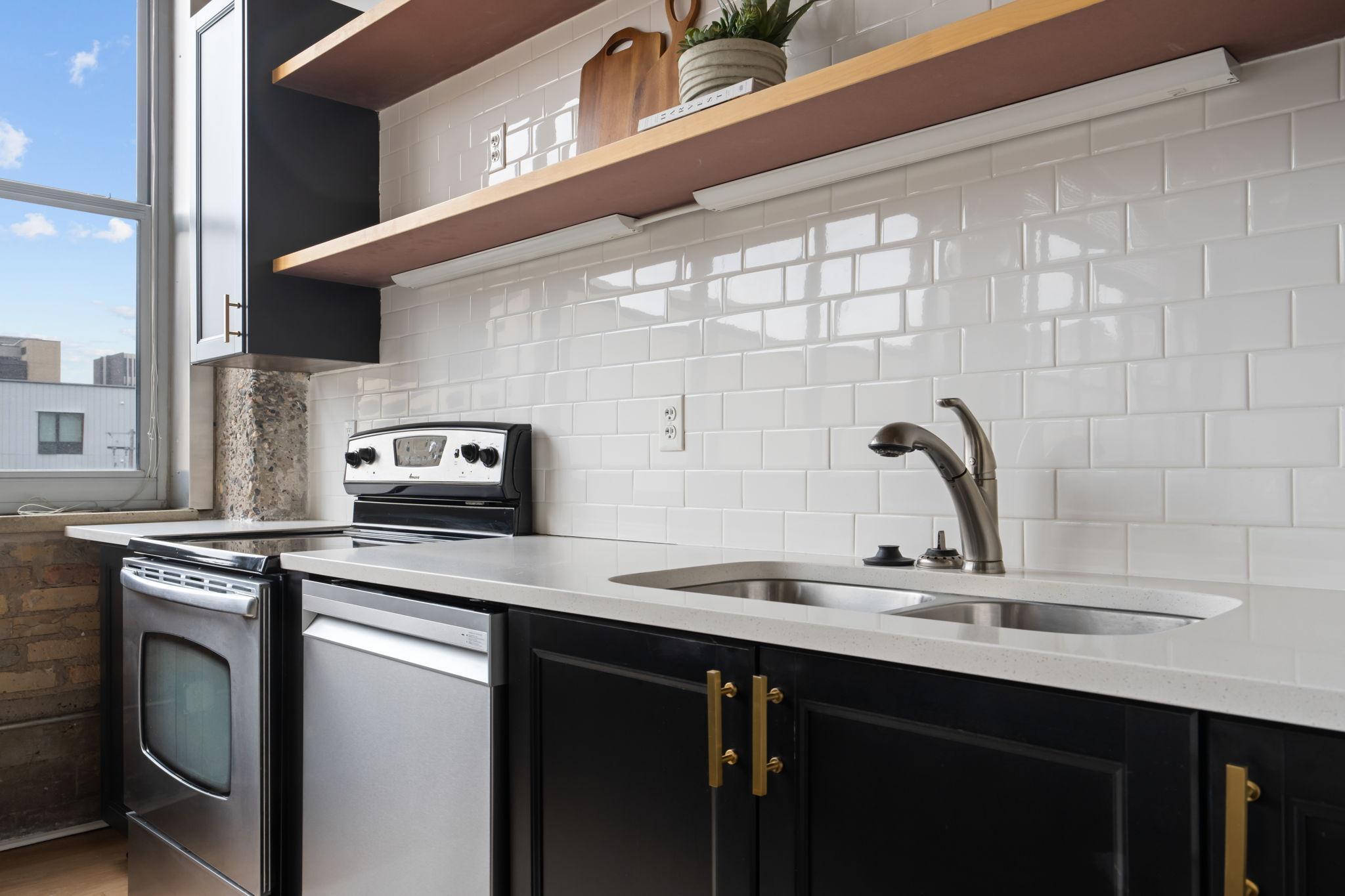 521 S 7th Street Unit: 320