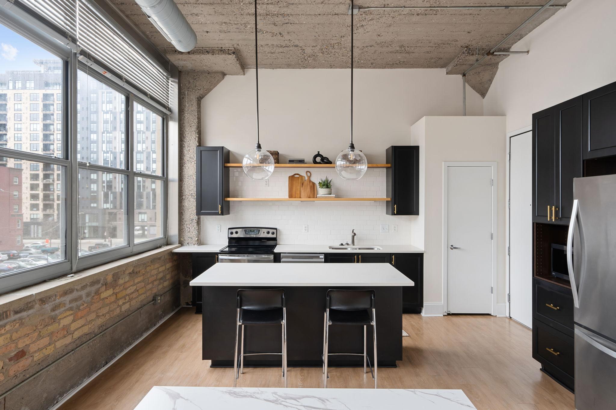 521 S 7th Street Unit: 320