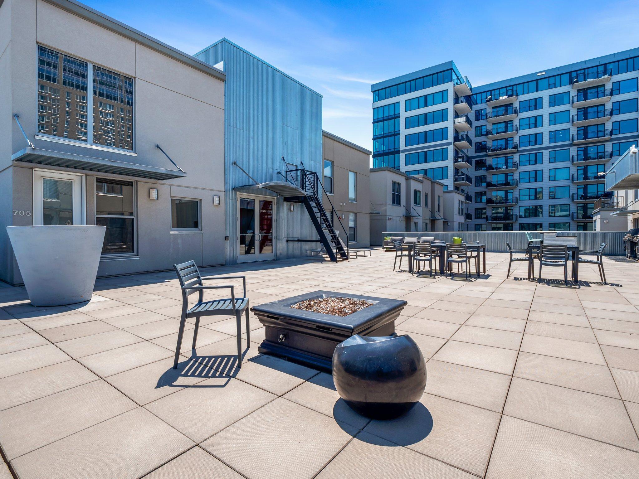 521 S 7th Street Unit: 320