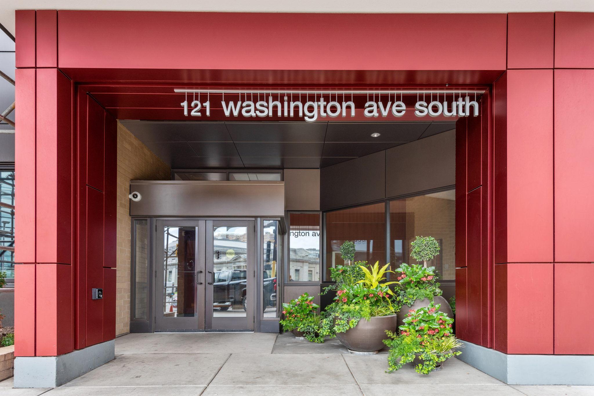 121 Washington Avenue S Unit: 815