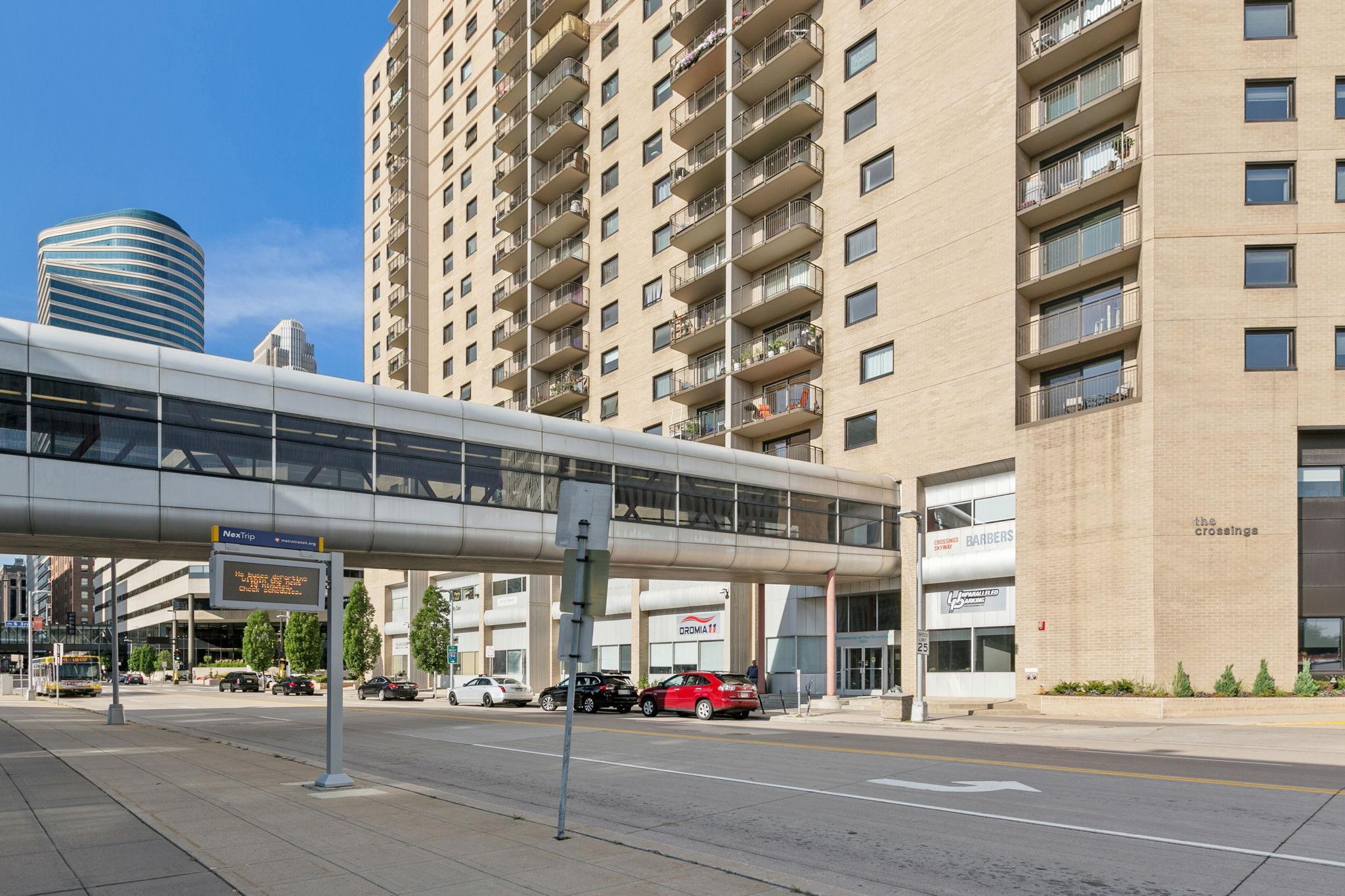 121 Washington Avenue S Unit: 815