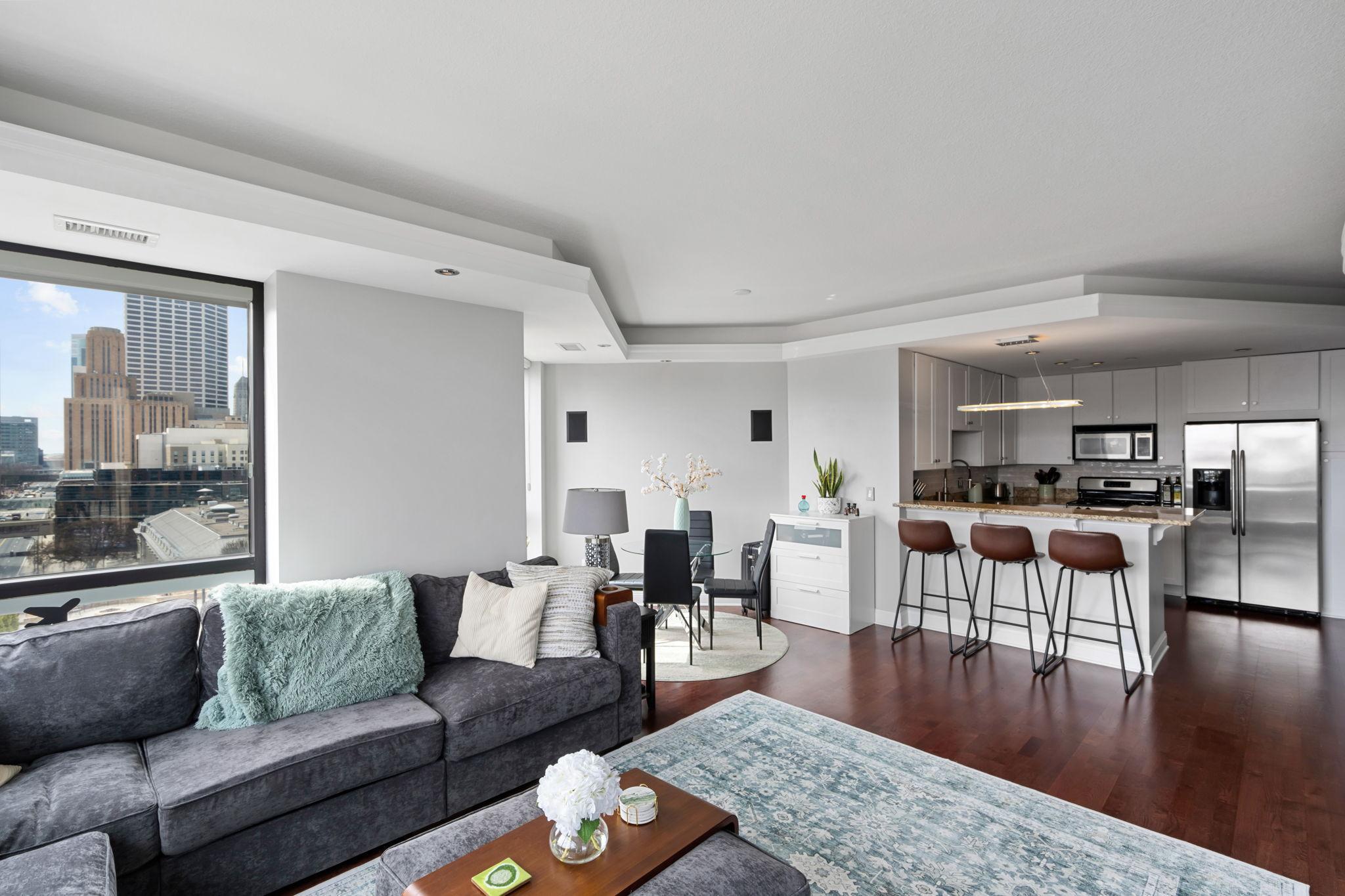 100 3rd Avenue S Unit: 808