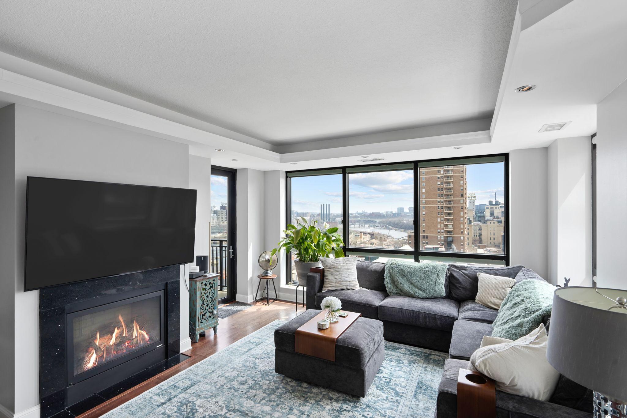 100 3rd Avenue S Unit: 808