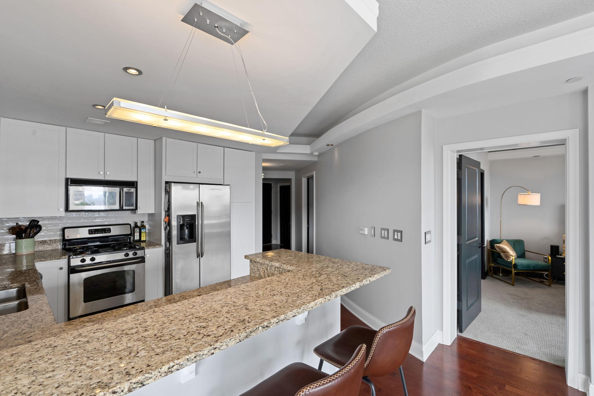 100 3rd Avenue S Unit: 808