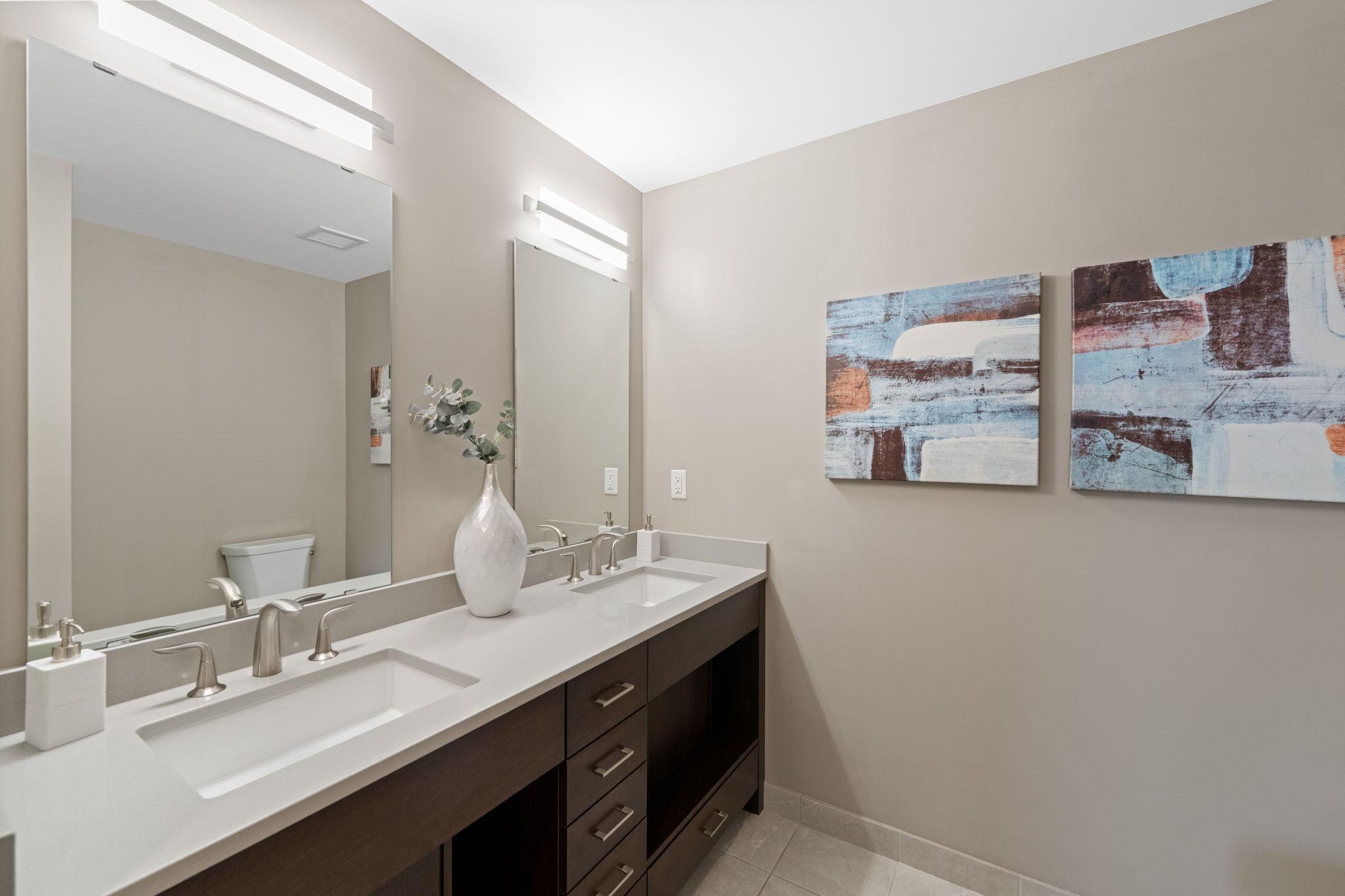 1240 S 2nd Street Unit: 906
