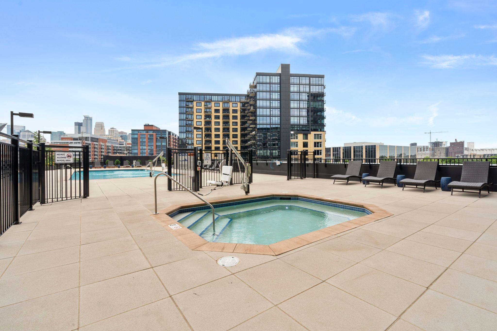 1240 S 2nd Street Unit: 906
