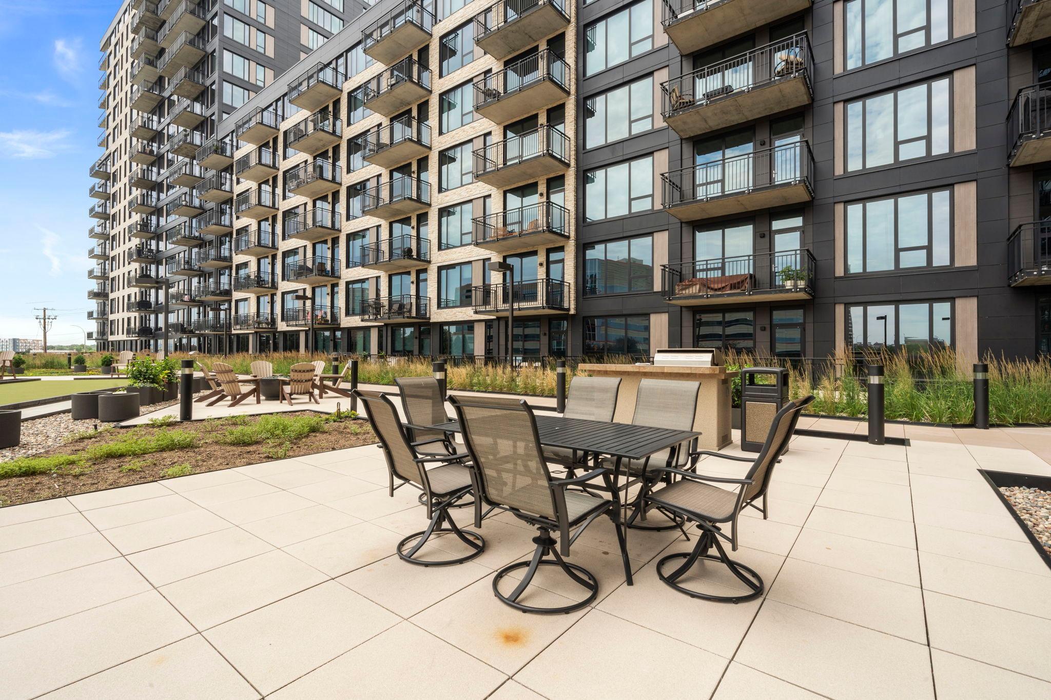 1240 S 2nd Street Unit: 906
