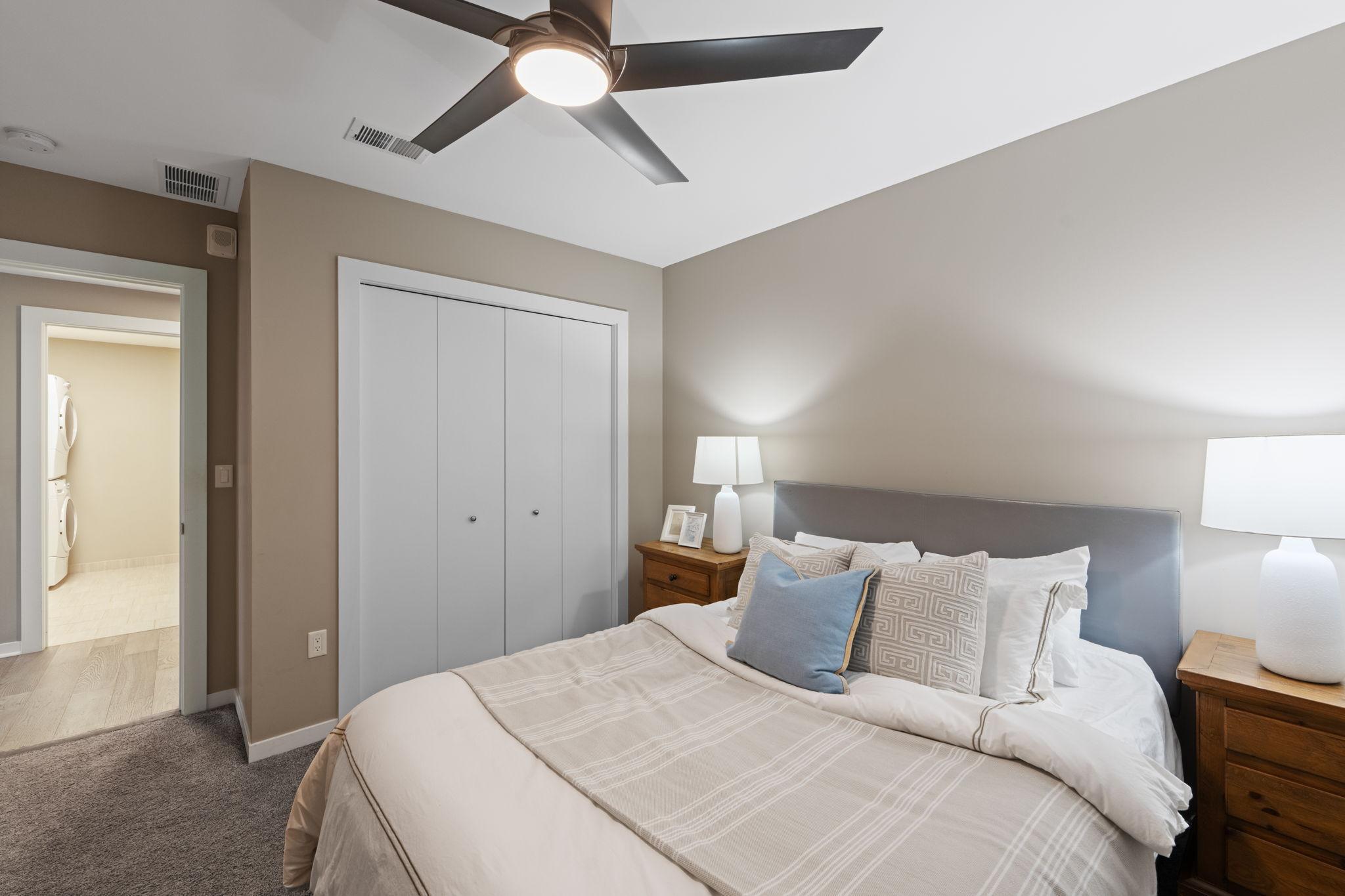 1240 S 2nd Street Unit: 906