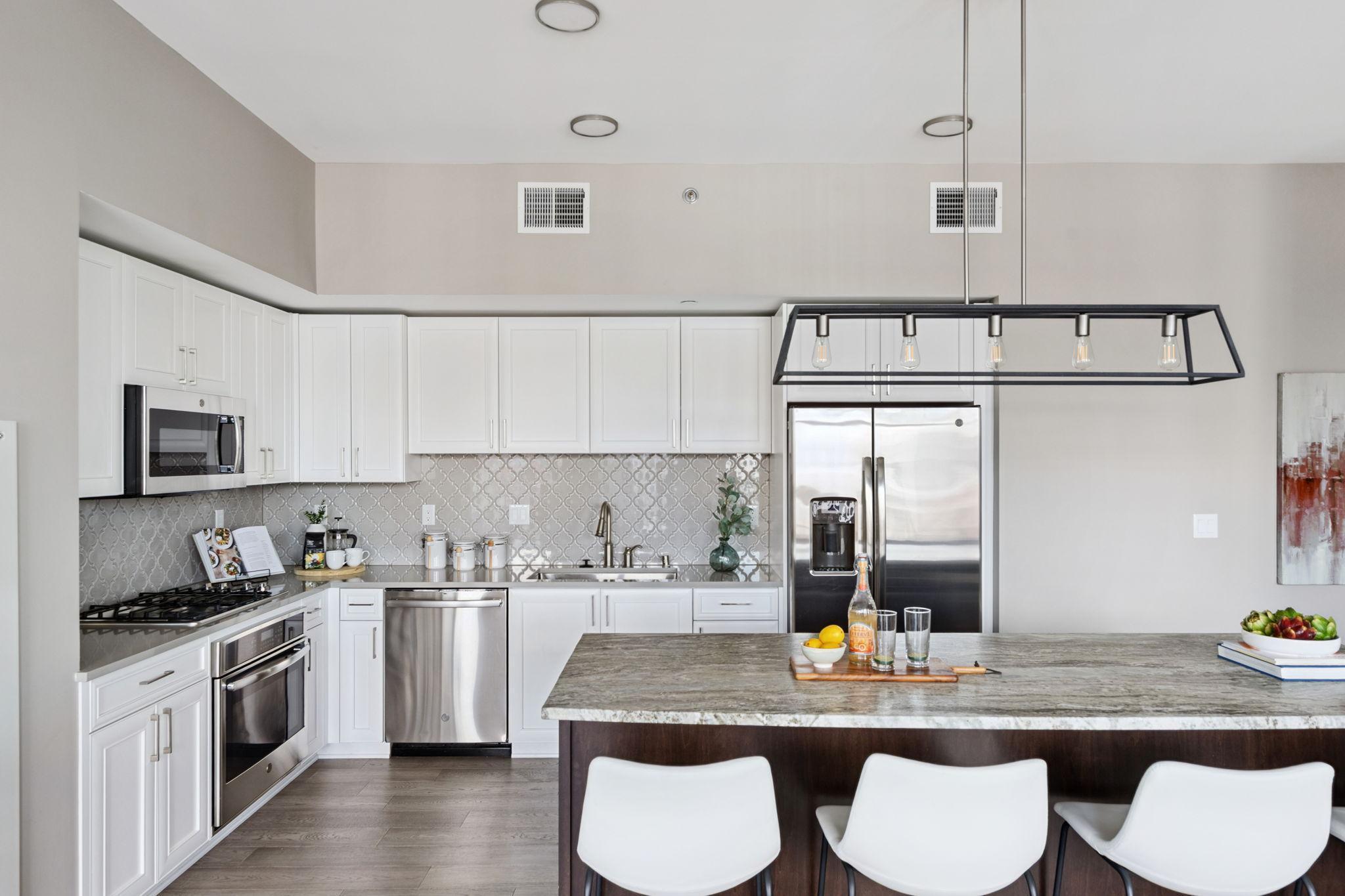 1240 S 2nd Street Unit: 906