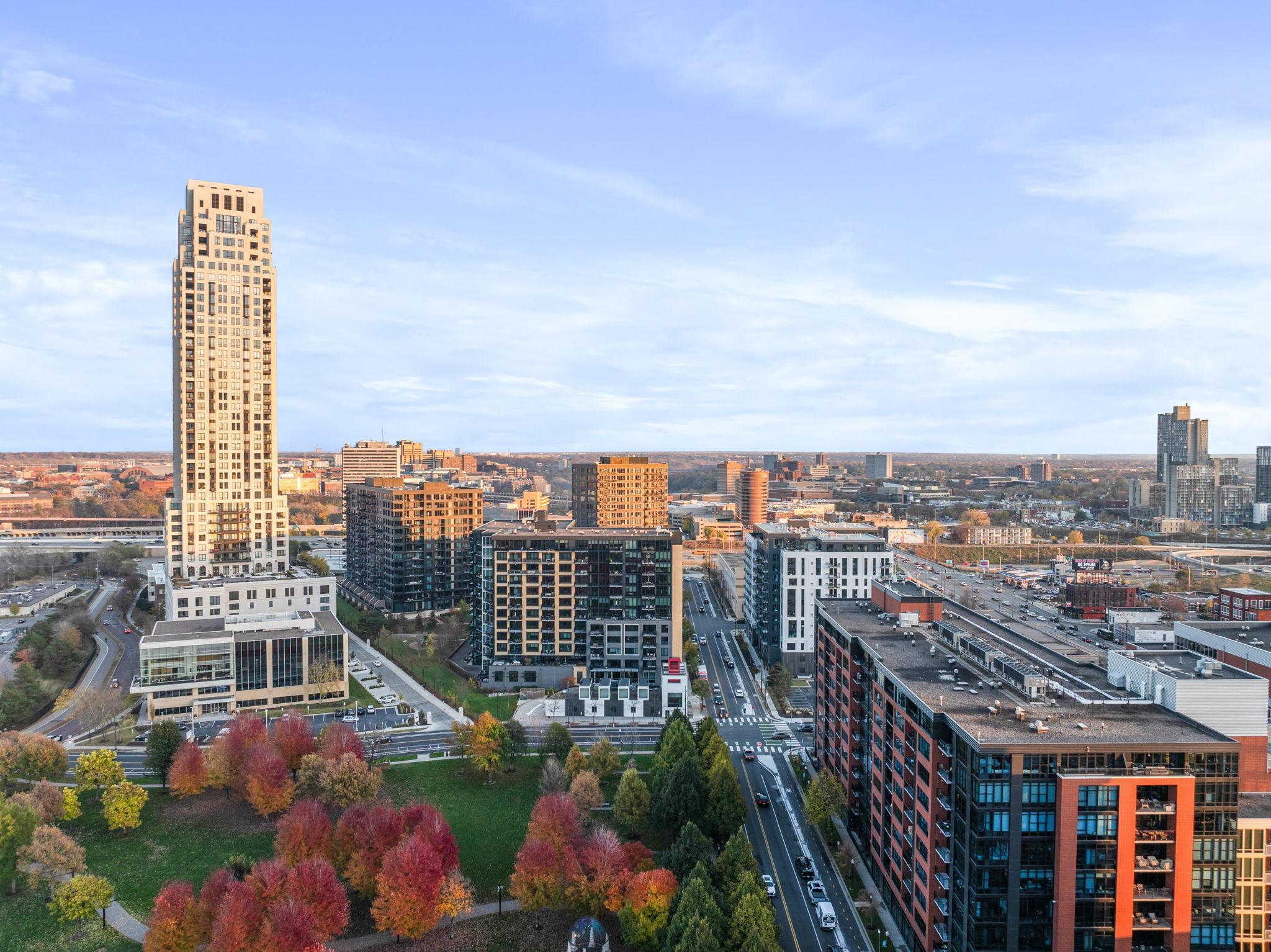 1240 S 2nd Street Unit: 906