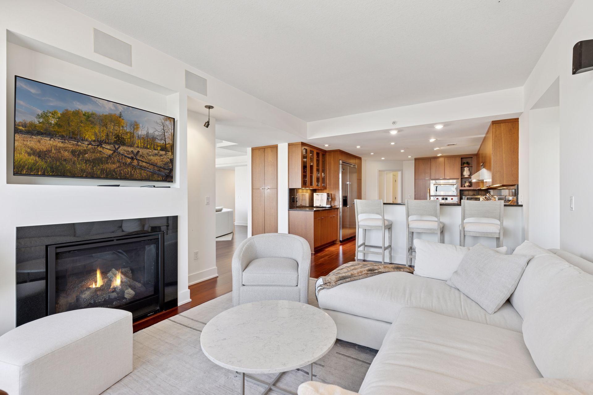 100 3rd Avenue S Unit: 1401